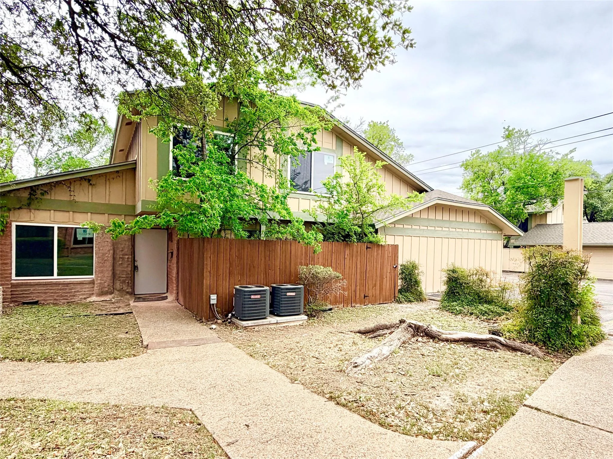 Photo of 9623 COVEY RIDGE LN, Austin, TX, 78758