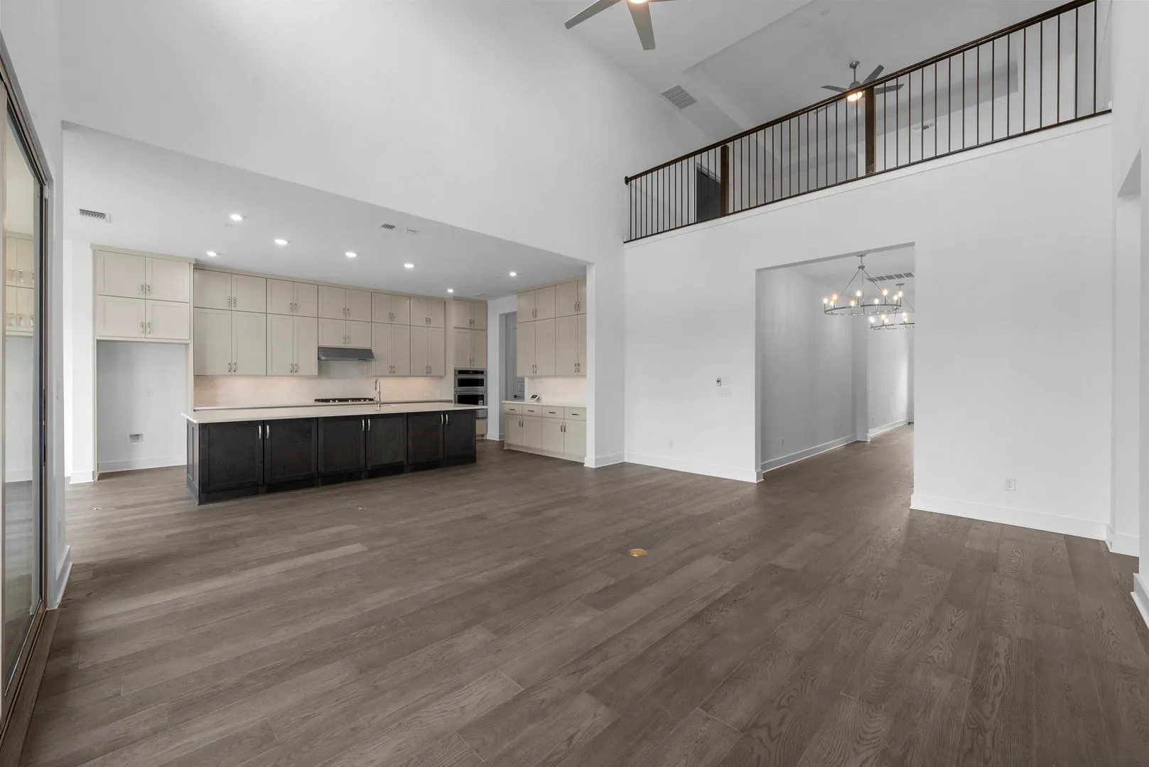 Photo 4 of 204 MATON WAY