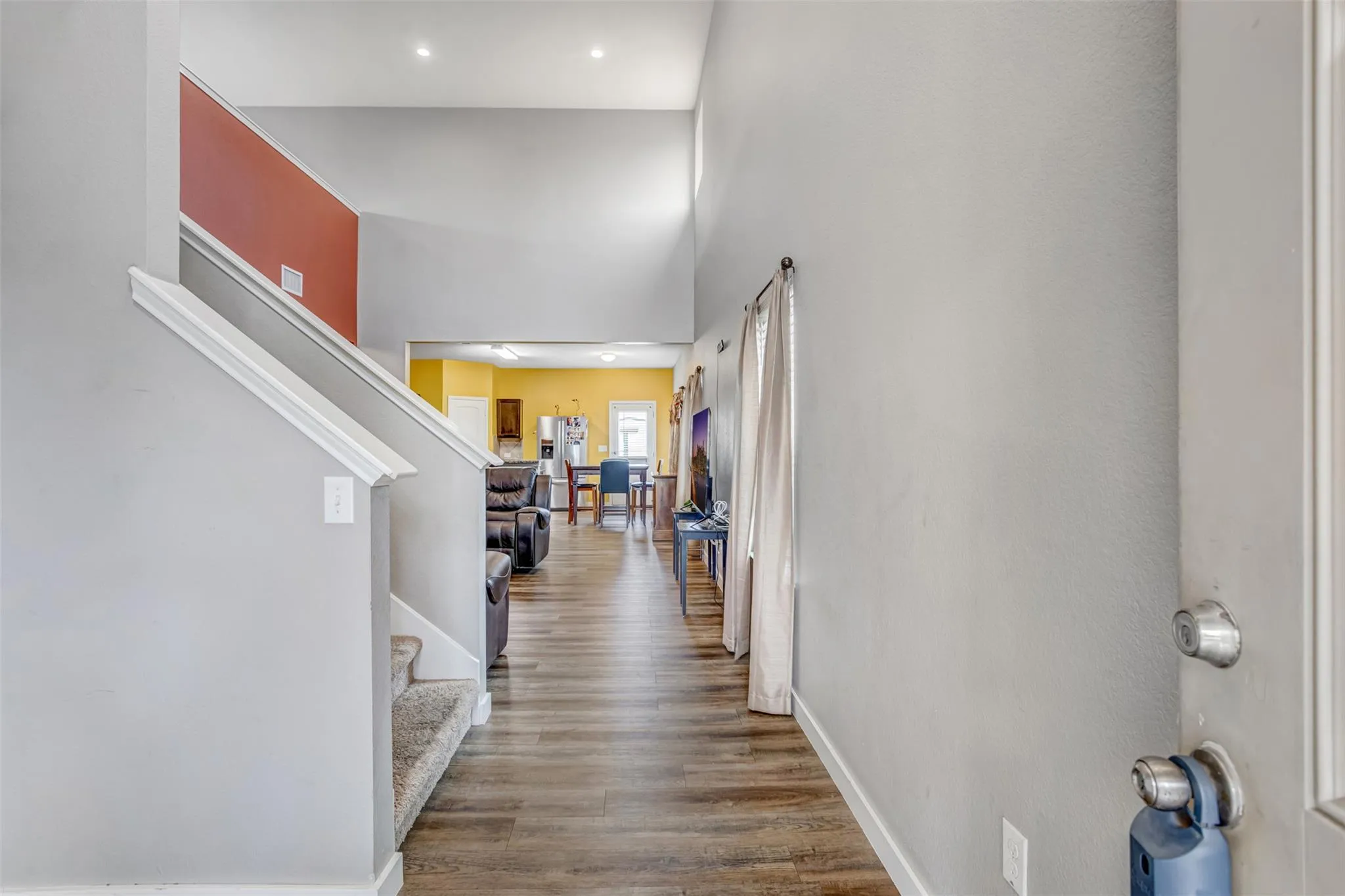 Photo 4 of 14406 BOUDIN CT