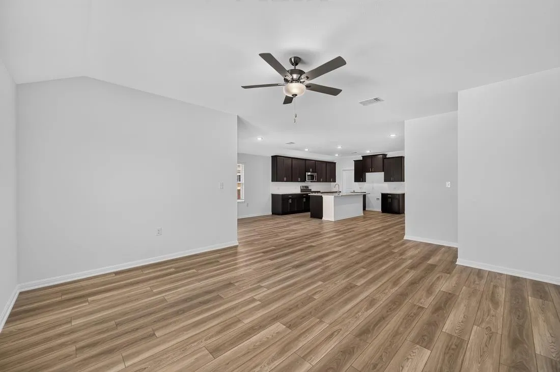 Photo 5 of 1212 CRUMPTON DR