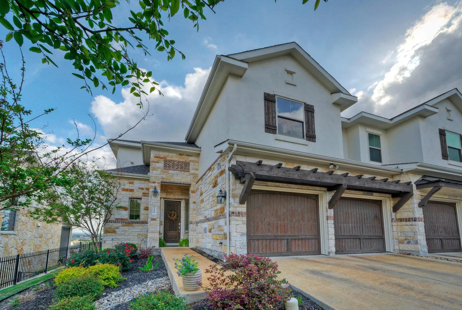 Photo of 106 CARTWHEEL BND #55, Austin, TX, 78738