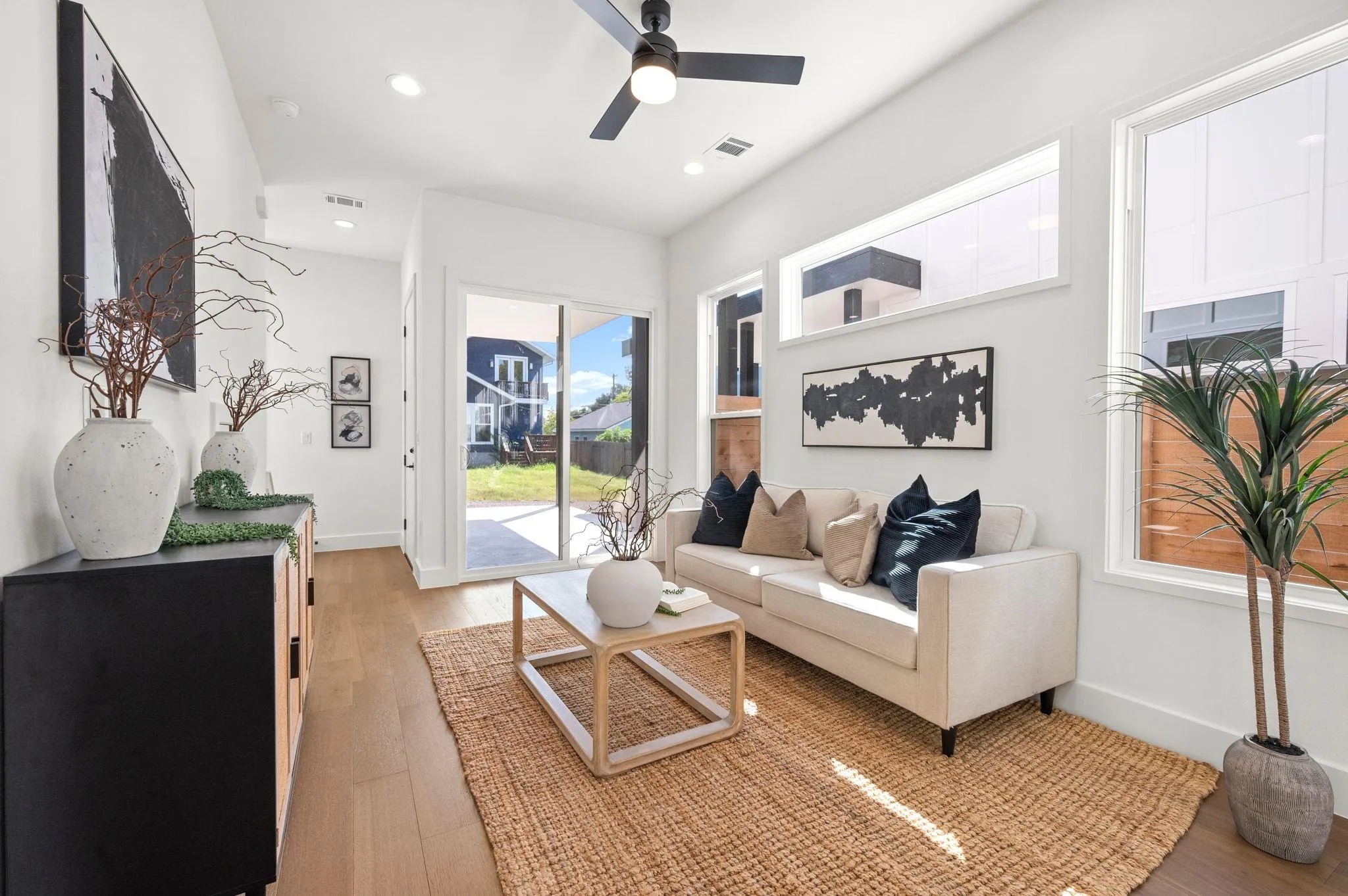 Photo 5 of 1407 CEDAR AVE #2