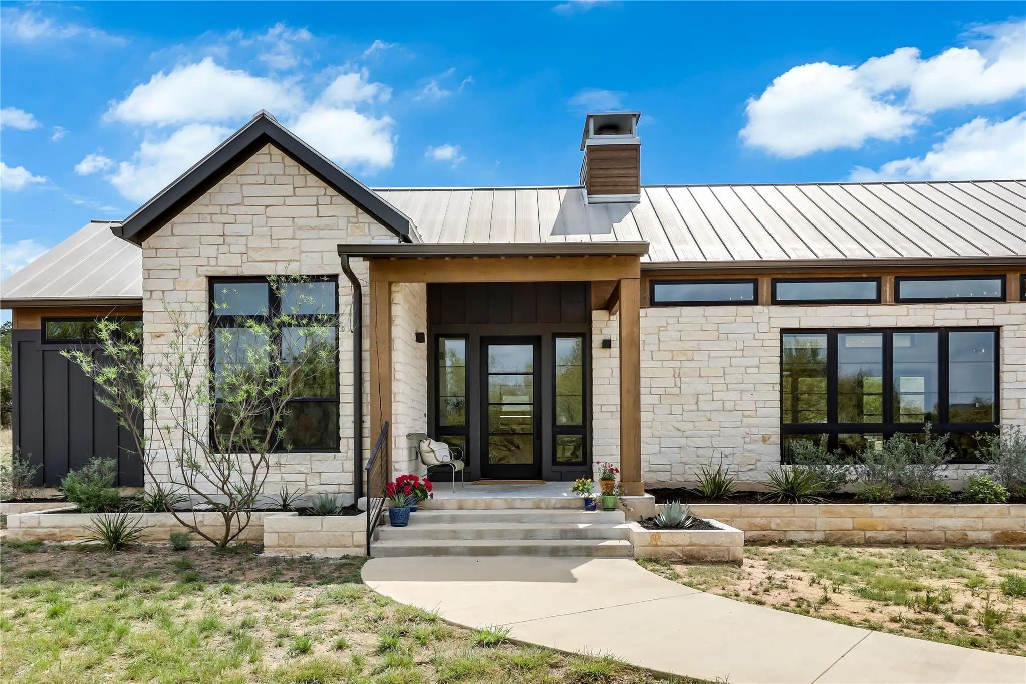 Photo of 329 CALVARY CV, Dripping Springs, TX, 78620