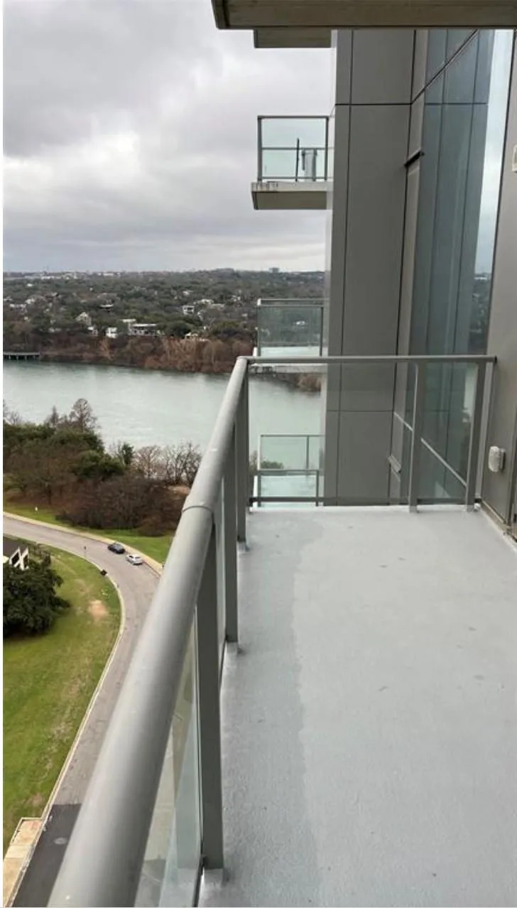Photo 5 of 44 EAST AVE #1509