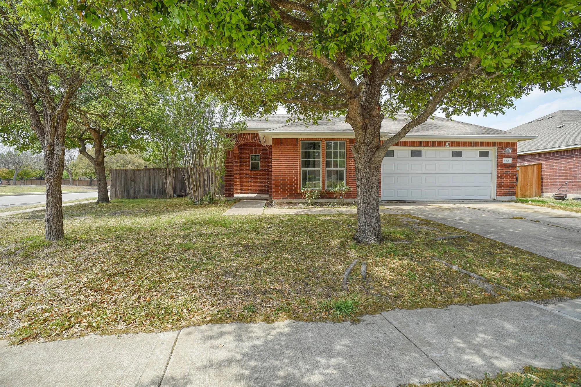 Photo 2 of 11608 PRINCE PHILLIP WAY