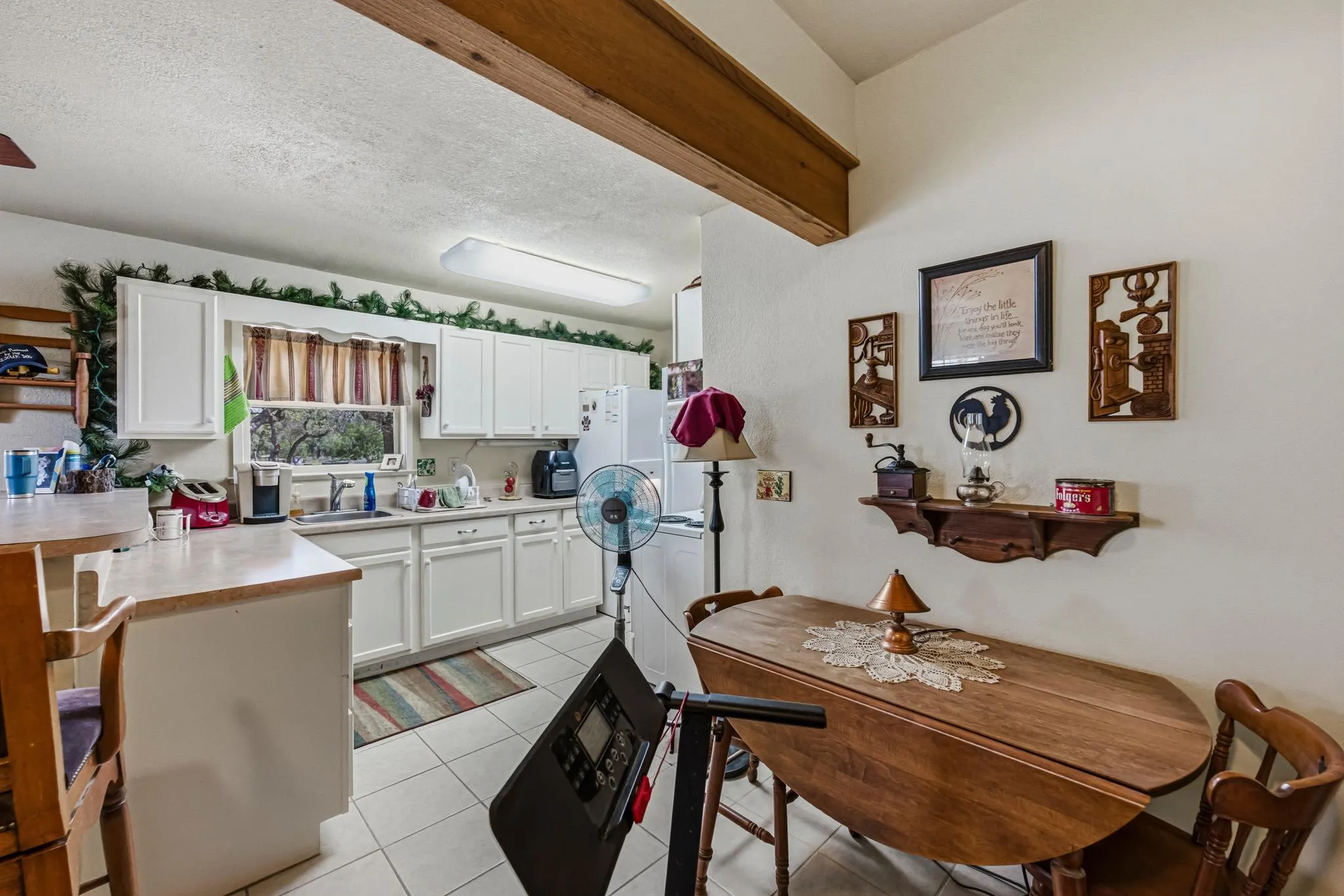 Photo 3 of 600 MISTI LN