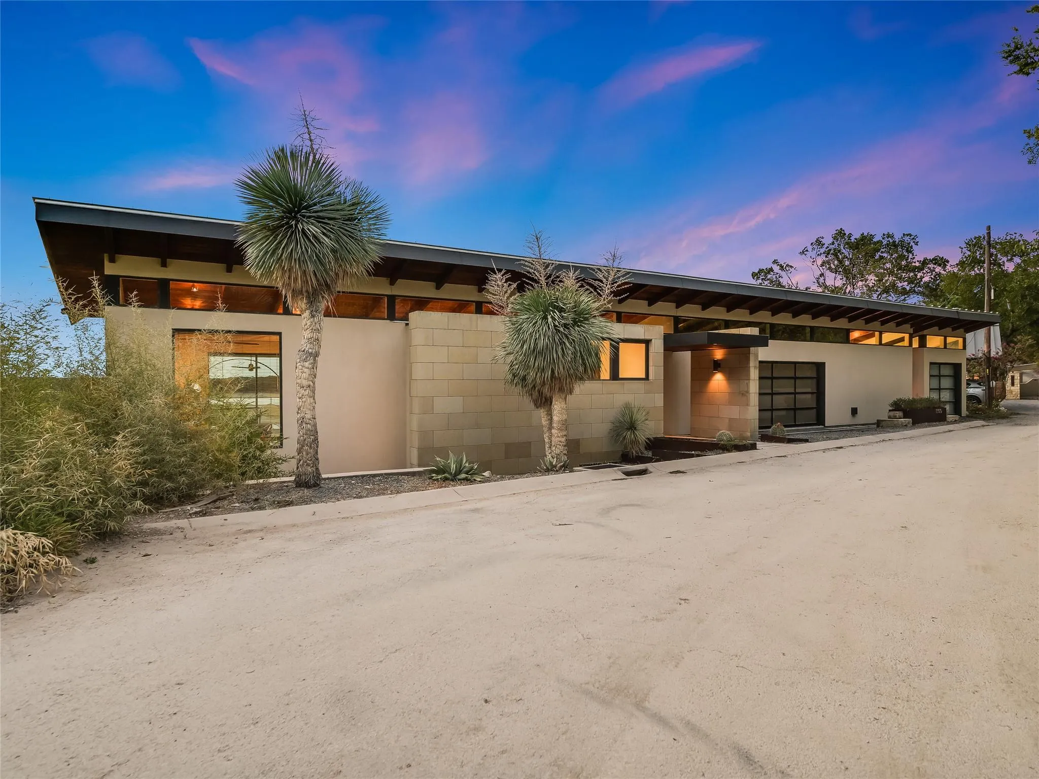 Photo of 1500 BUFFALO GAP RD, Austin, 78734