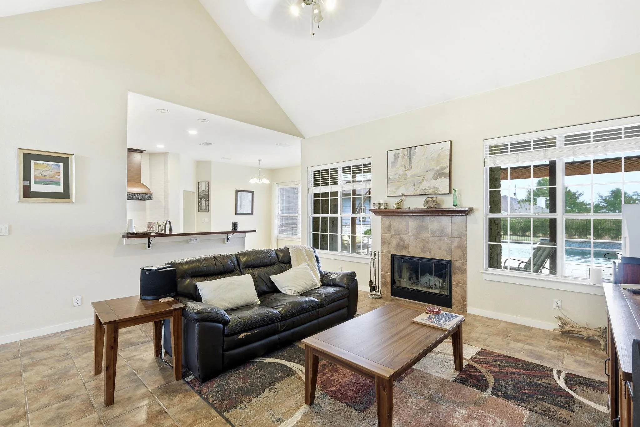 Photo 5 of 21007 HODDE LN