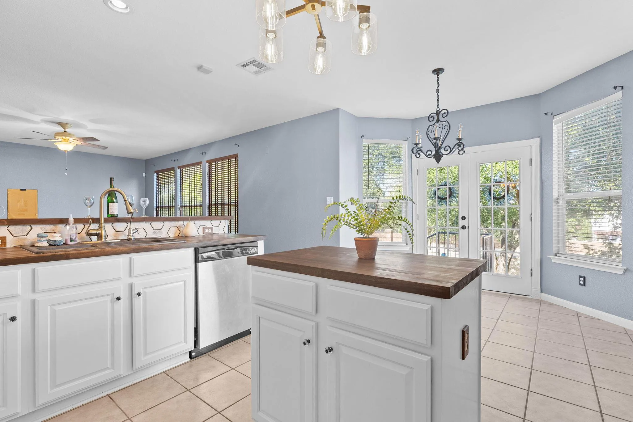 Photo 4 of 2128 FALDO LN