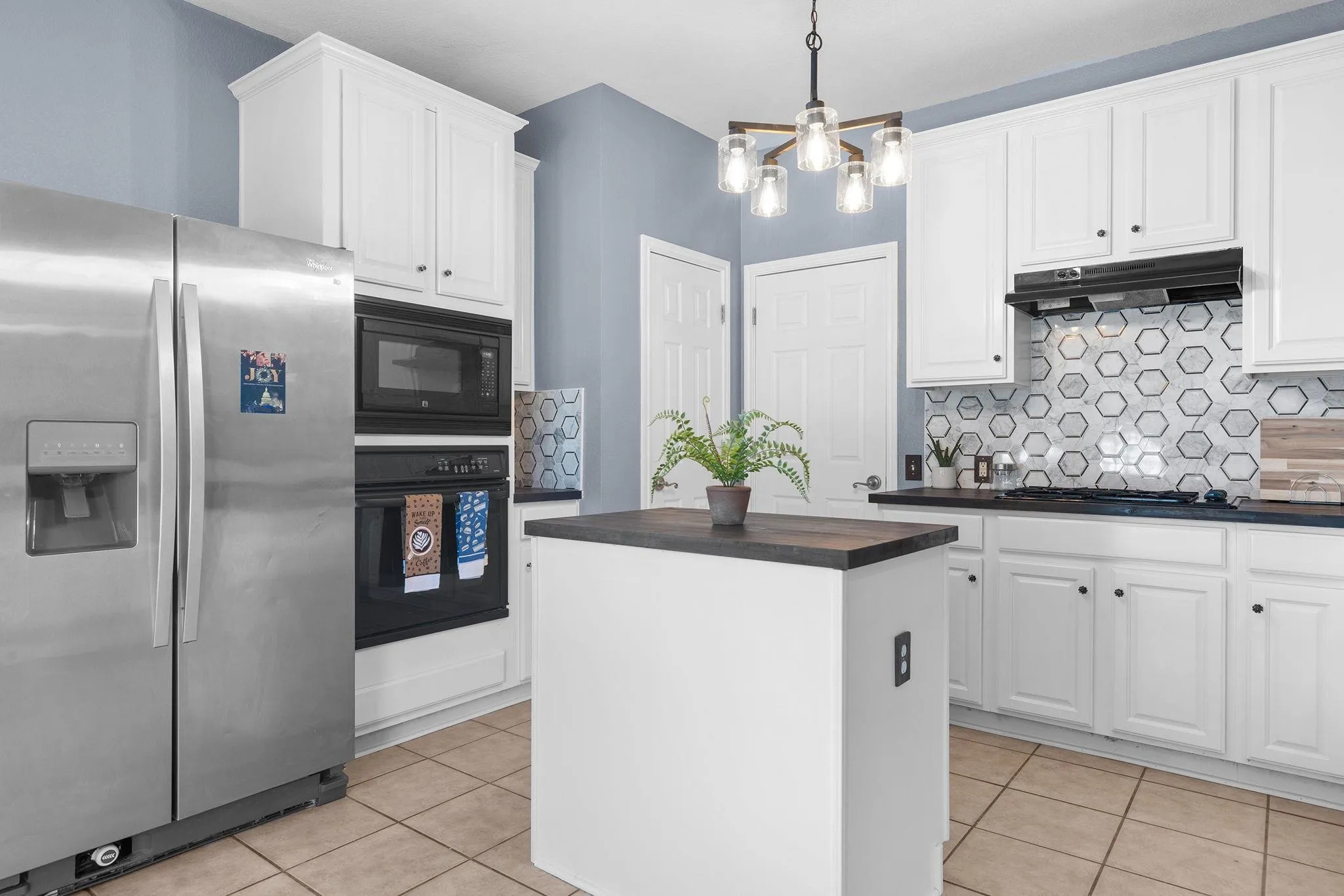 Photo 3 of 2128 FALDO LN