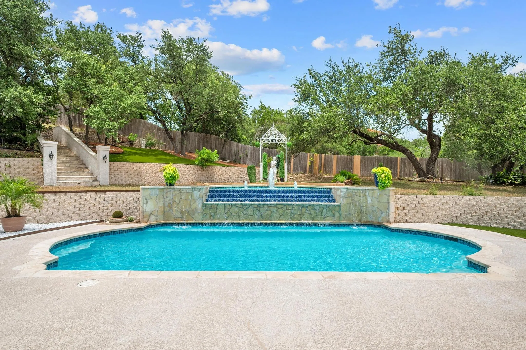 Photo of 10912 CENTENNIAL TRL, Austin, TX, 78726