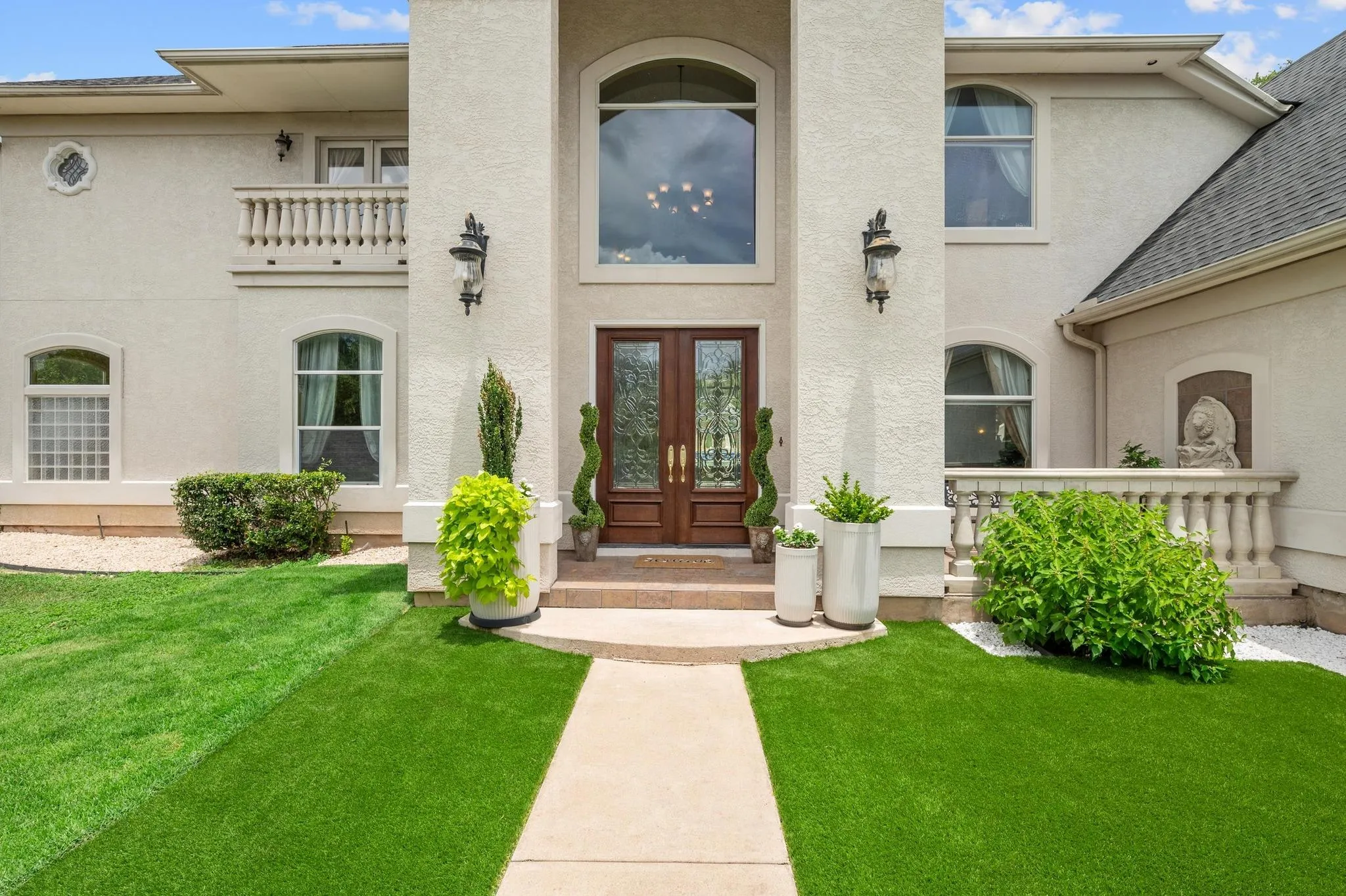 Photo 5 of 10912 CENTENNIAL TRL