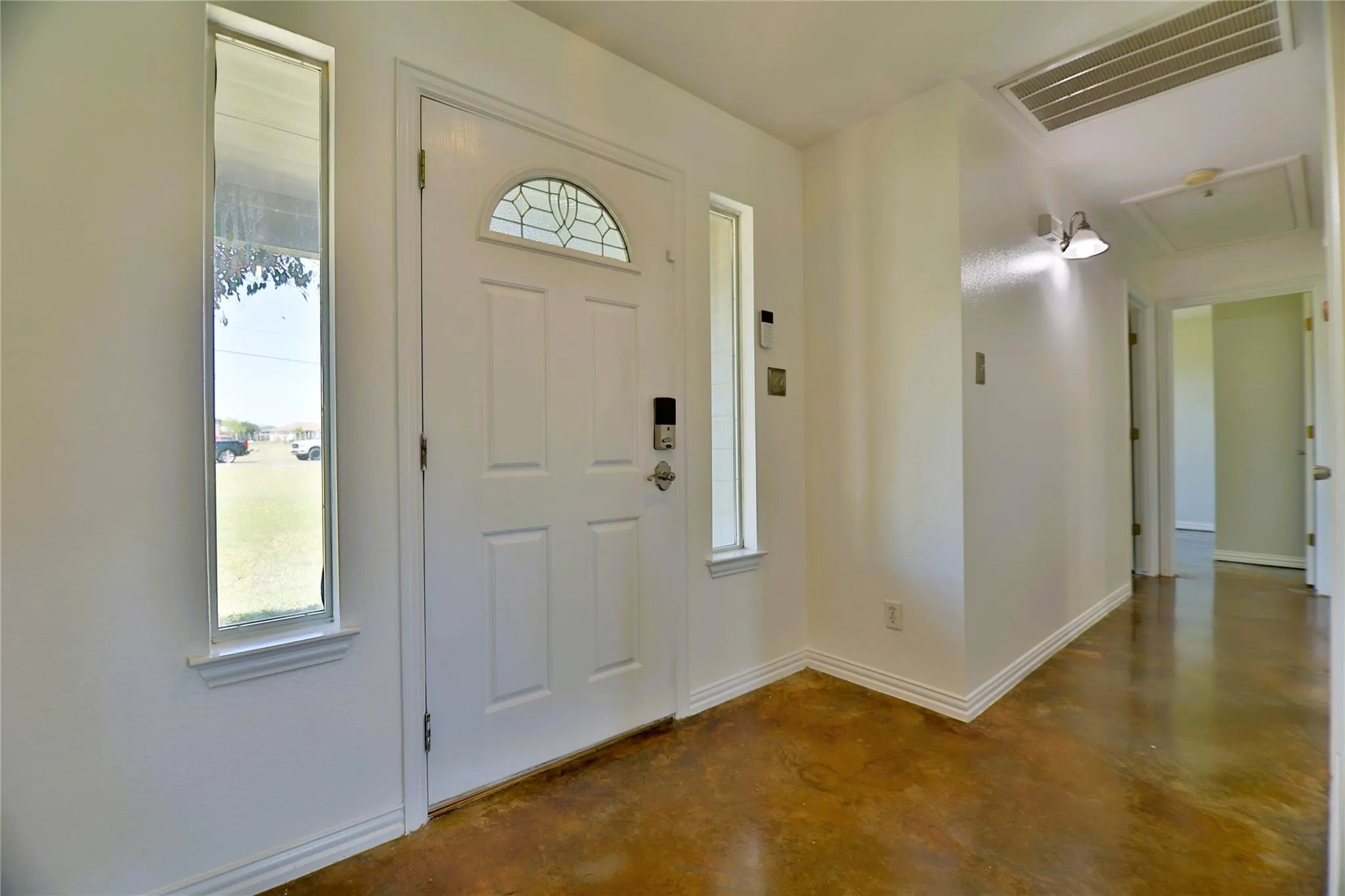 Photo of 152 ROUND UP DR, Liberty Hill, TX, 78642