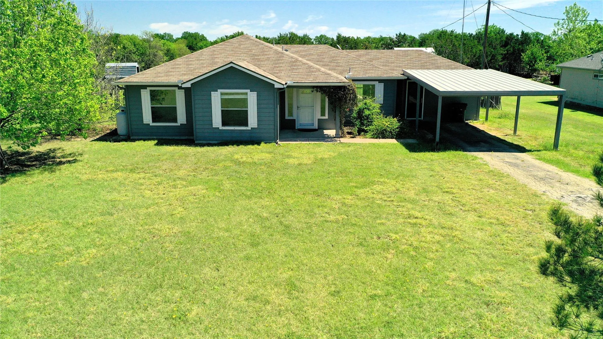 Photo of 152 ROUND UP DR, Liberty Hill, TX, 78642
