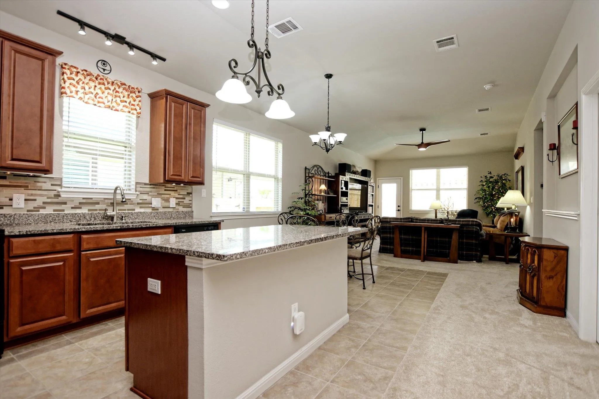 Photo 4 of 5729 PORANO CIR