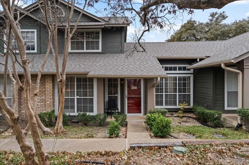 Photo of 1015 E YAGER LN #18, Austin, TX, 78753
