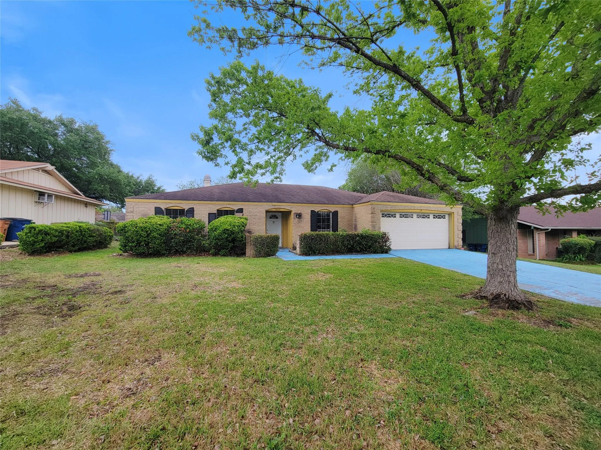 Photo 2 of 6605 HIGHPOINT DR