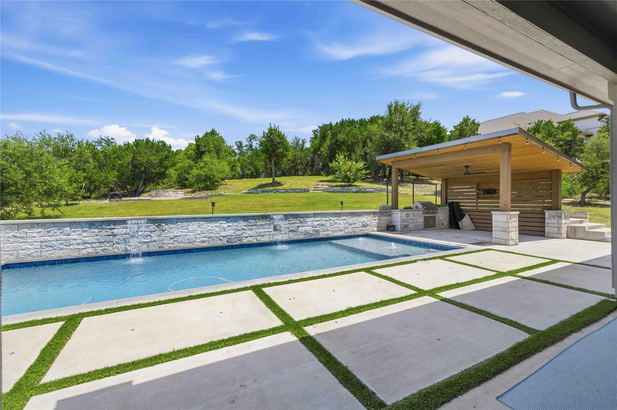 Photo 2 of 1078 GATO DEL SOL AVE
