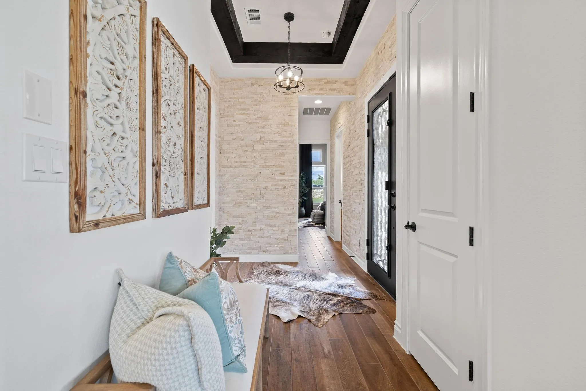 Photo 5 of 925 INDIAN HAWTHORNE DR #GH-39