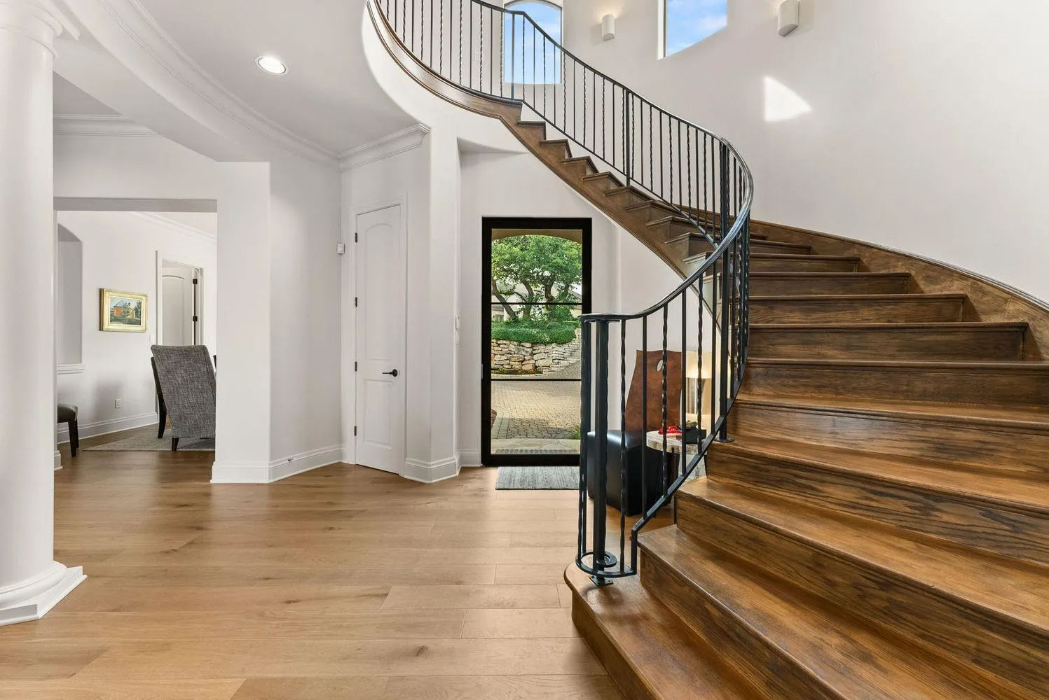 Photo 5 of 2300 BARTON CREEK BLVD #8