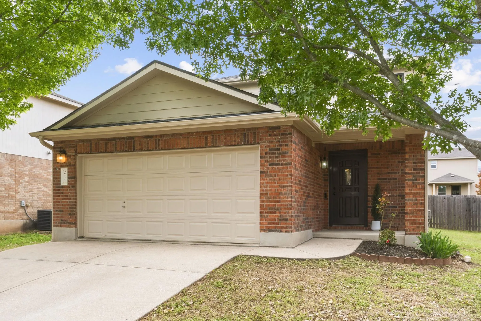 Photo of 211 BANNER AVE, Leander, TX, 78641