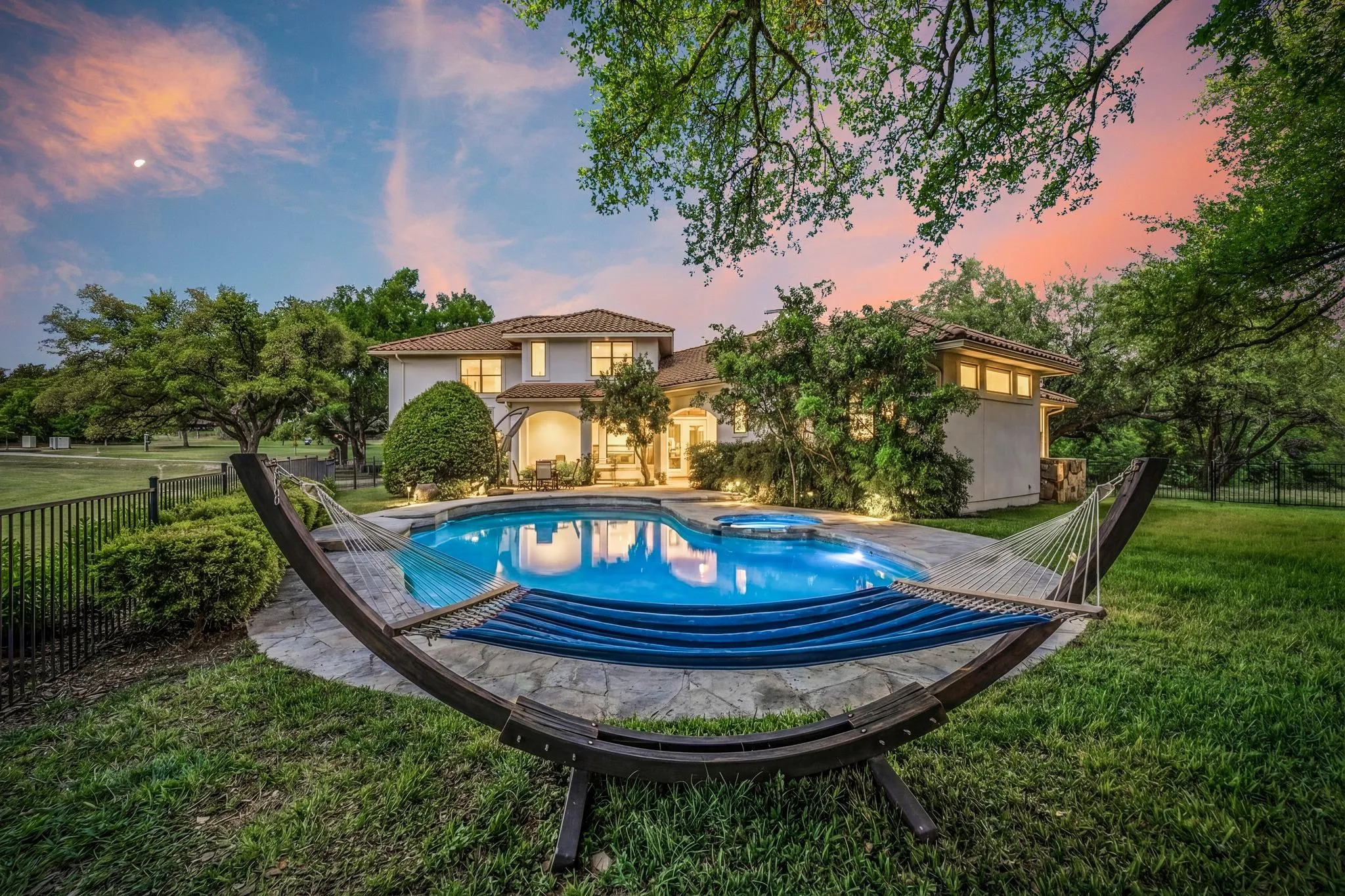 Photo of 402 ZEPHYR ST, Lakeway, TX, 78734
