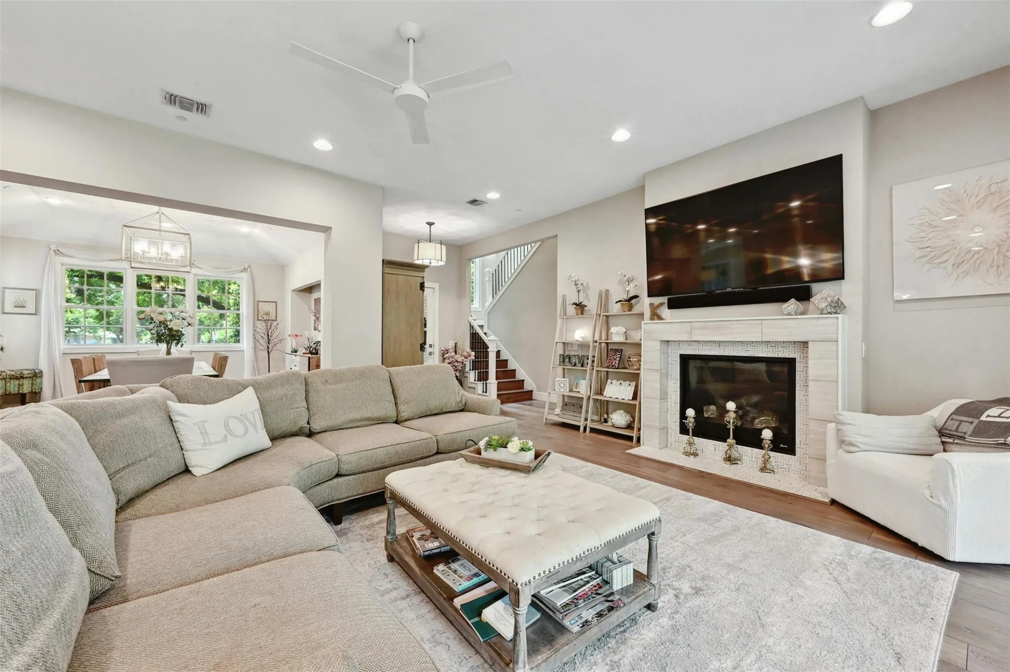 Photo 5 of 3400 OAKMONT BLVD