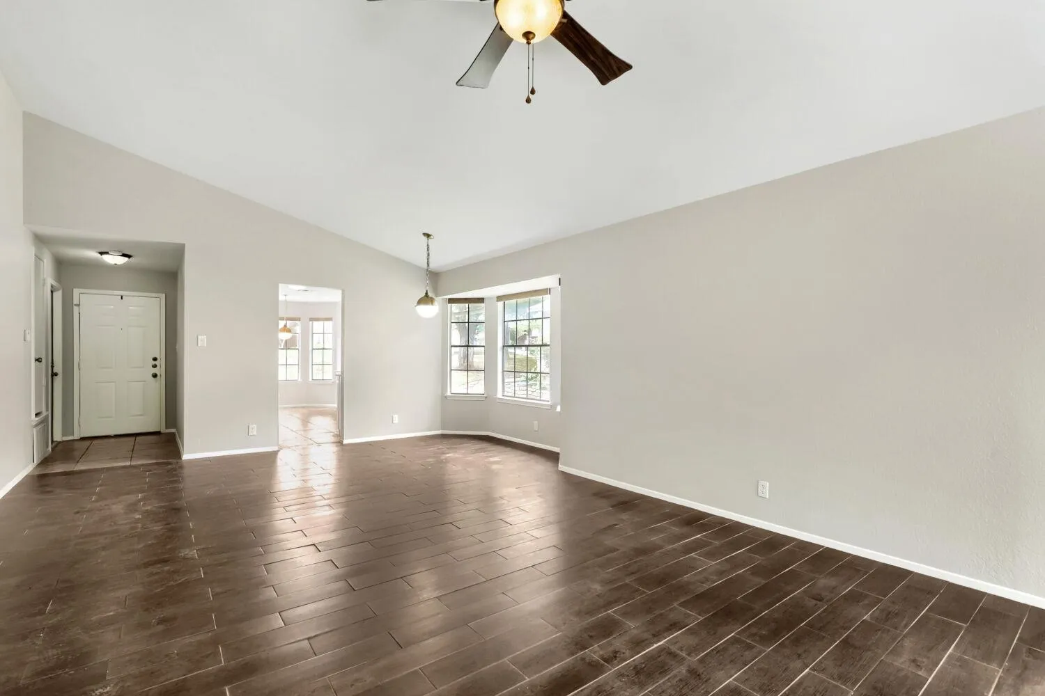 Photo 5 of 13113 BILLIEM DR