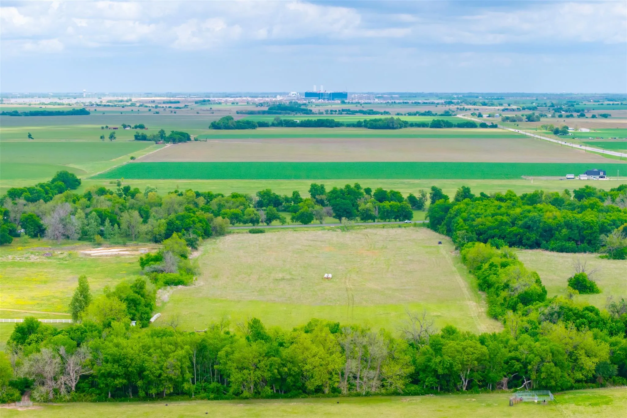Photo 5 of 18.45 ACRES FM 1660 NONE