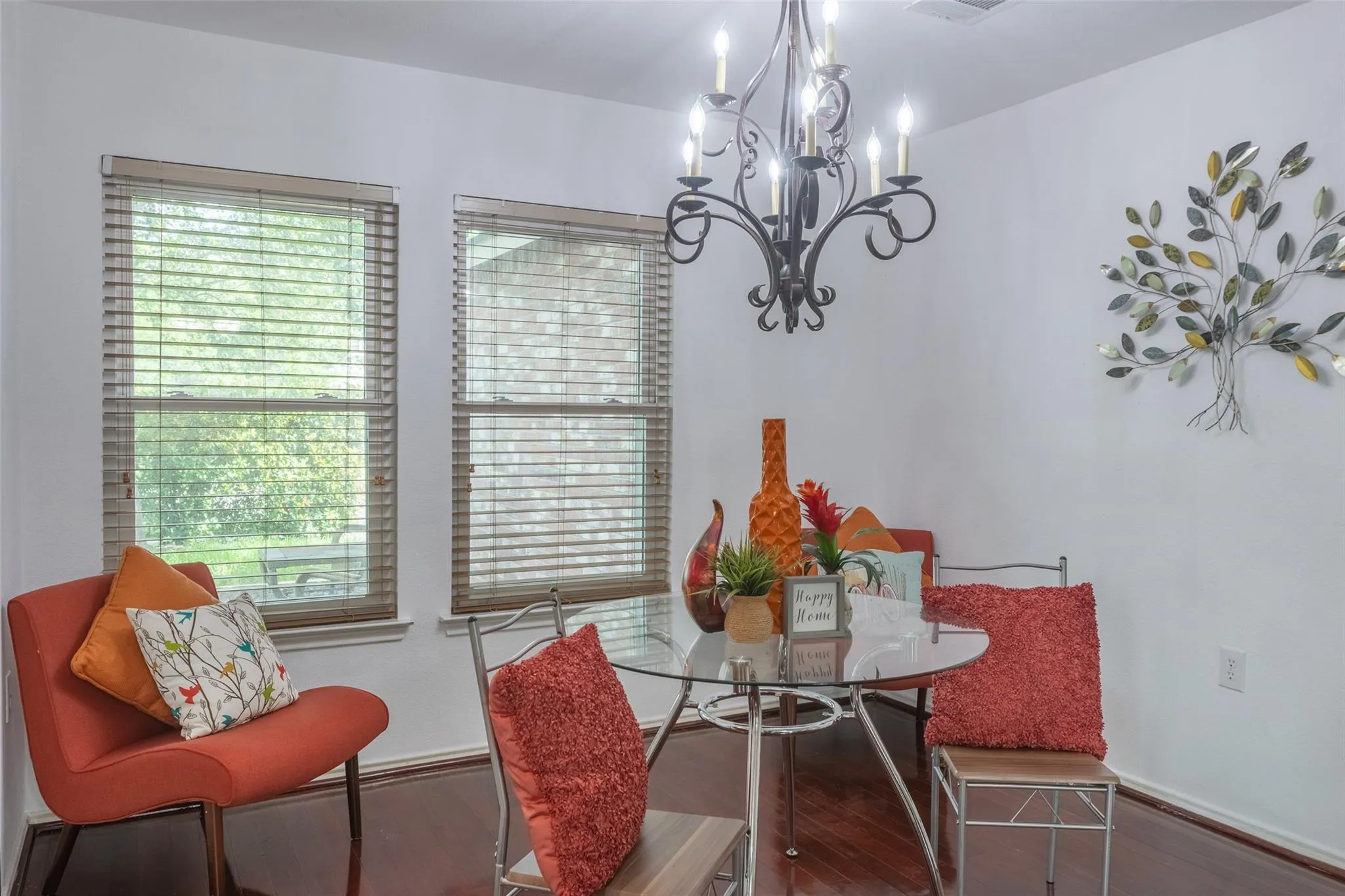 Photo 5 of 7504 REDRICK DR
