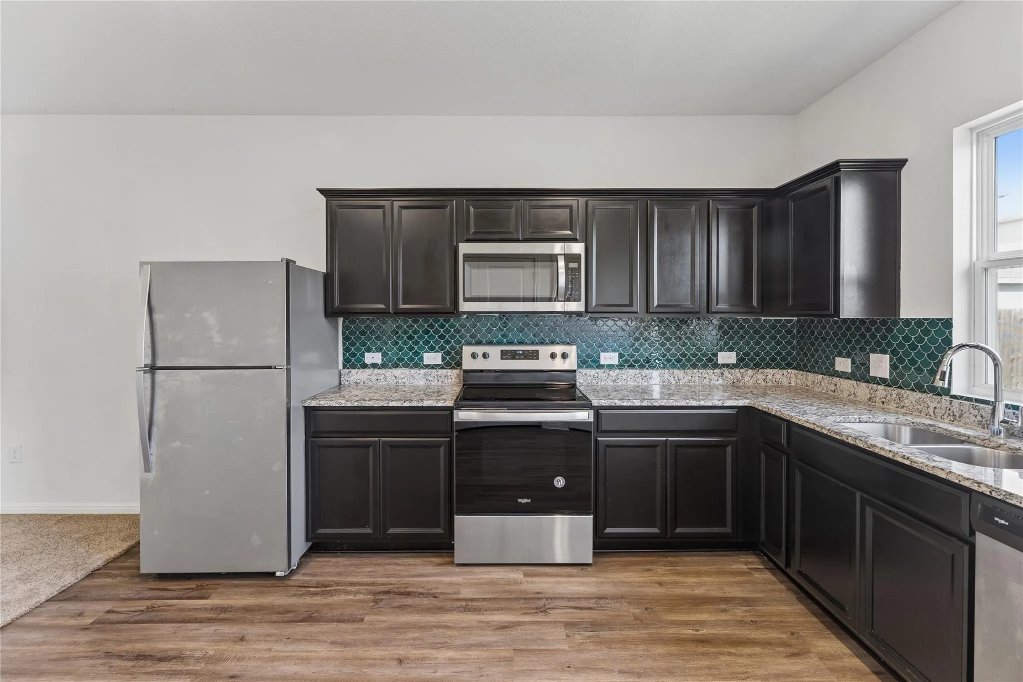 Photo 5 of 124 PEONY LN