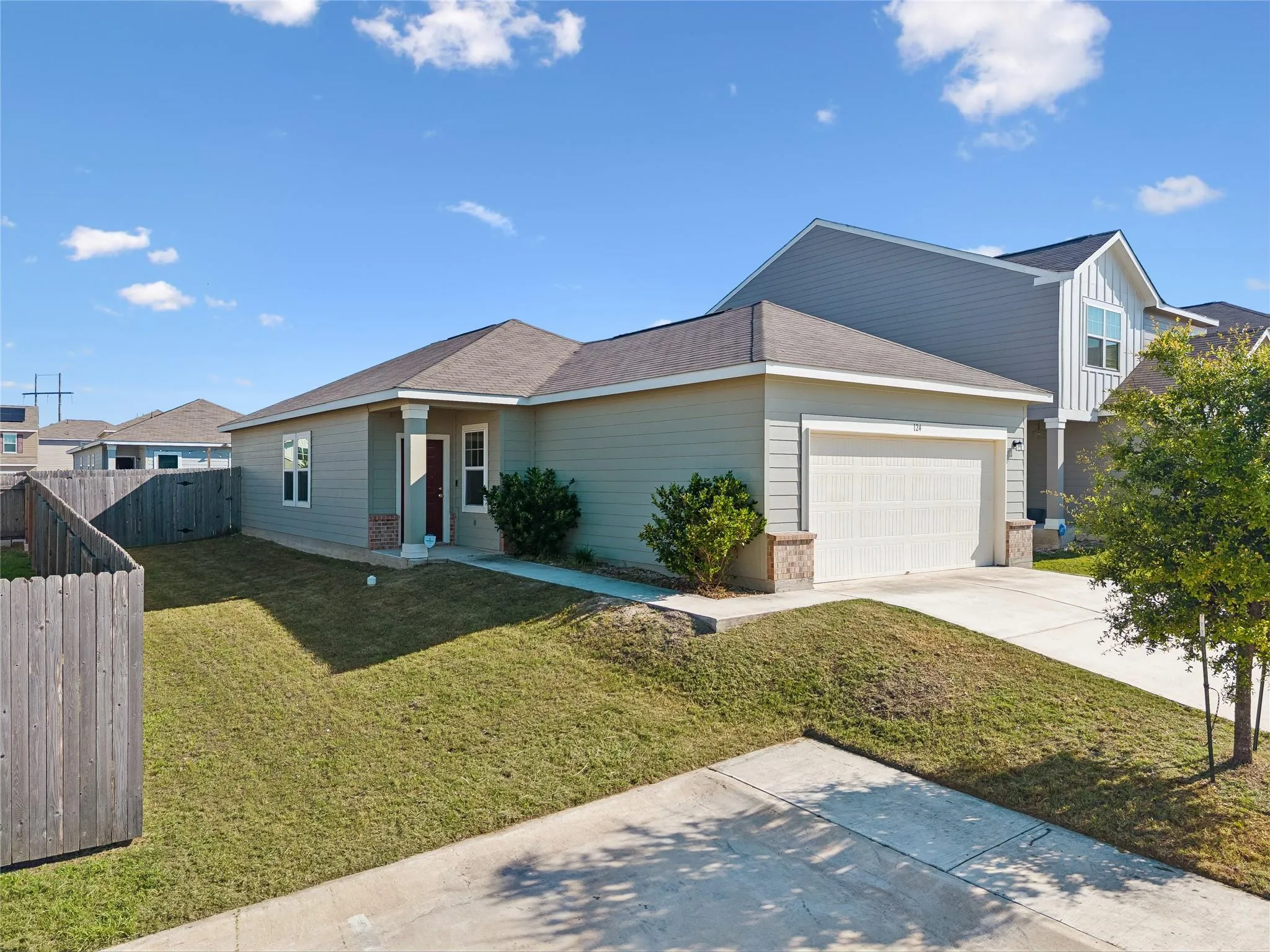 Photo of 124 PEONY LN, Jarrell, TX, 76537