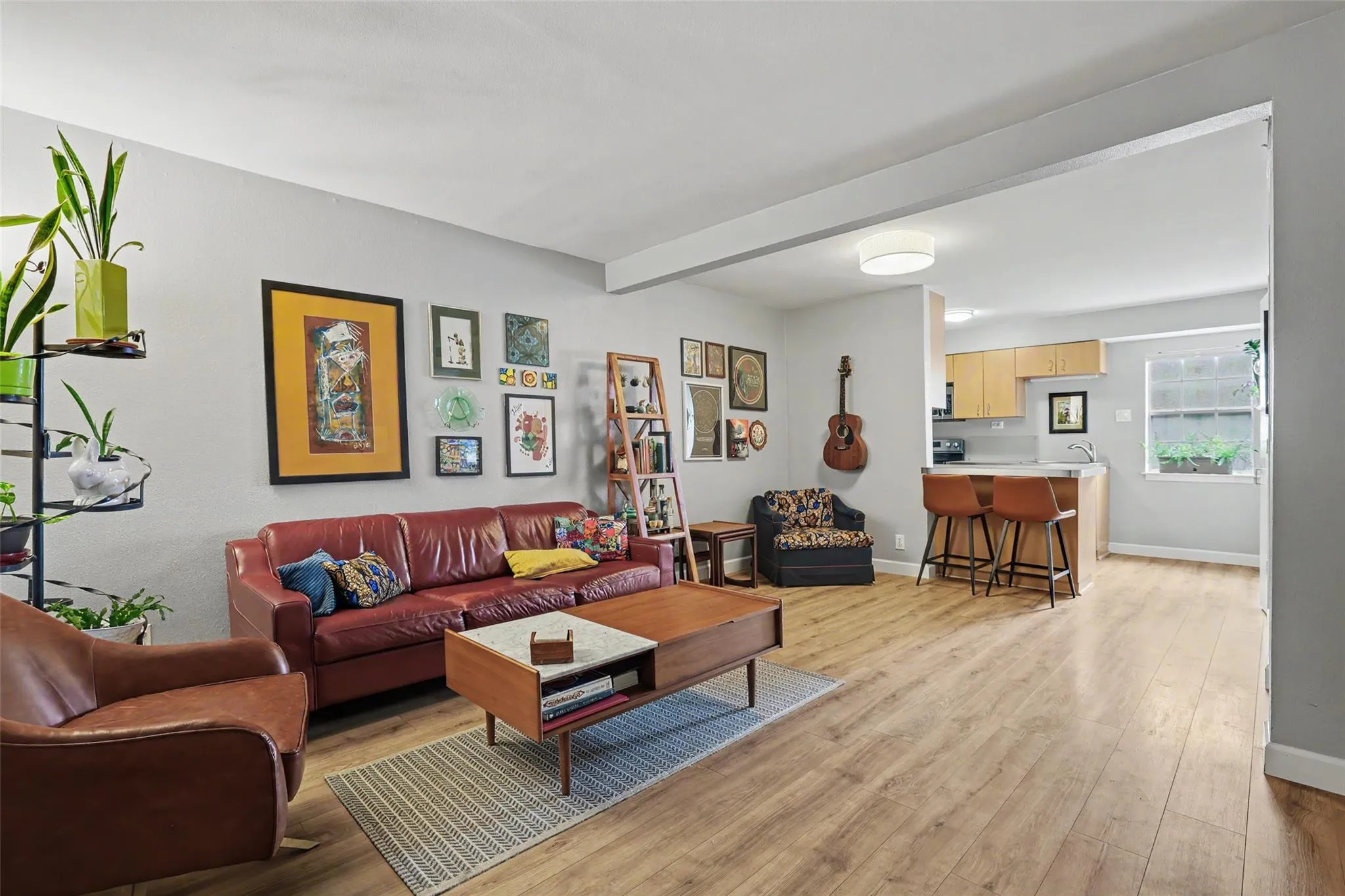 Photo 2 of 300 CROCKETT ST #114