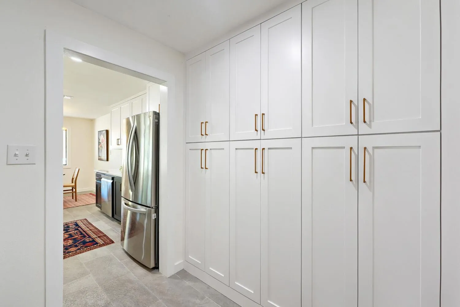 Photo 5 of 6108 BRIDLINGTON CIR