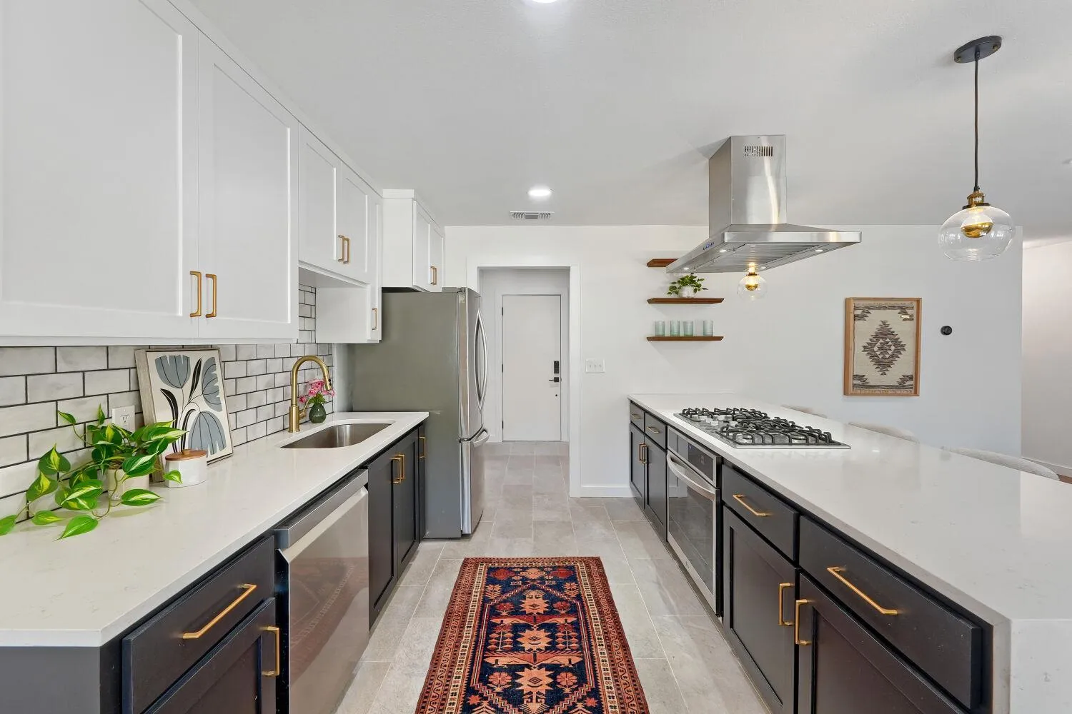 Photo 4 of 6108 BRIDLINGTON CIR