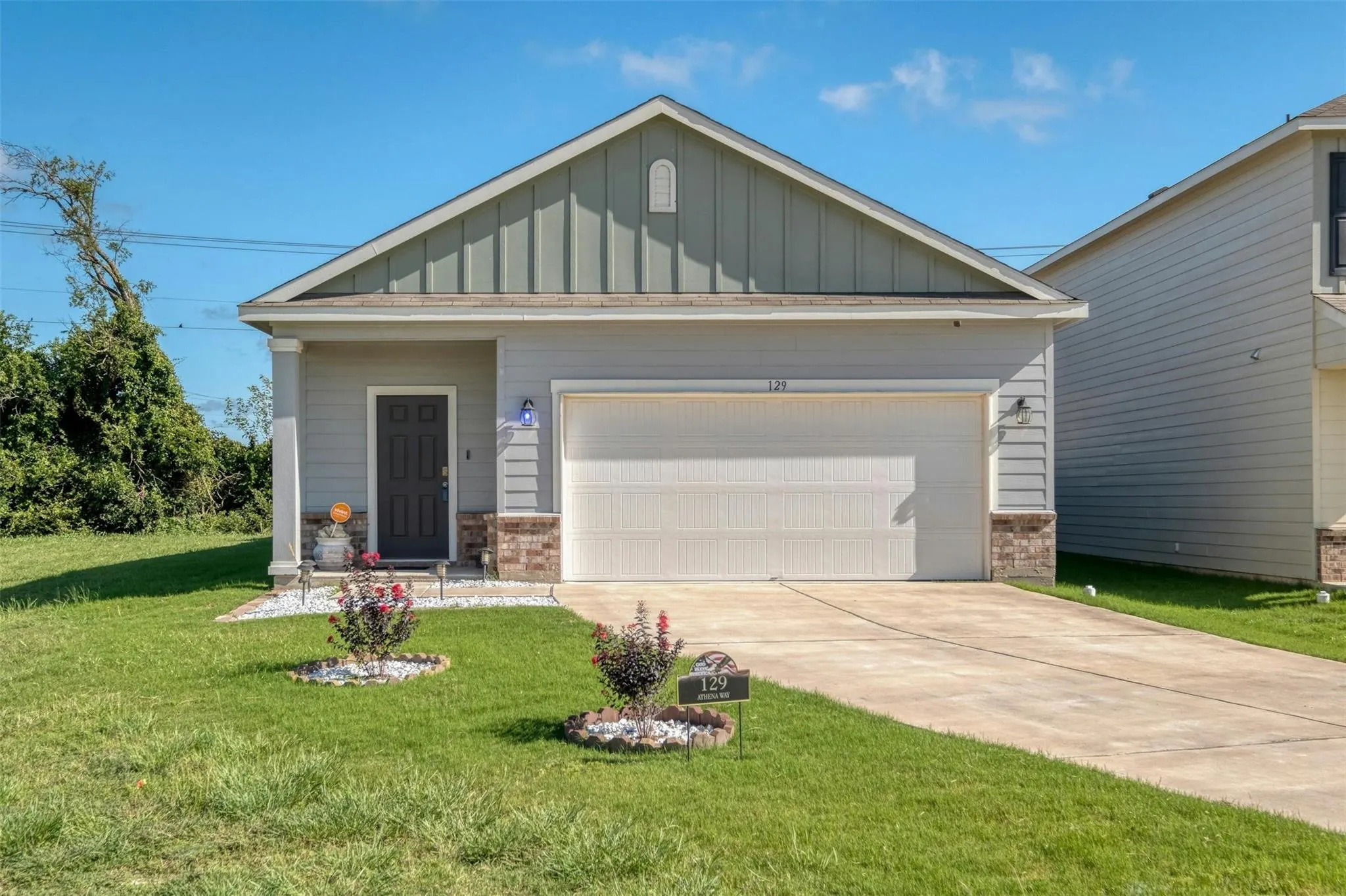 Photo of 129 ATHENA WAY, Jarrell, TX, 76537