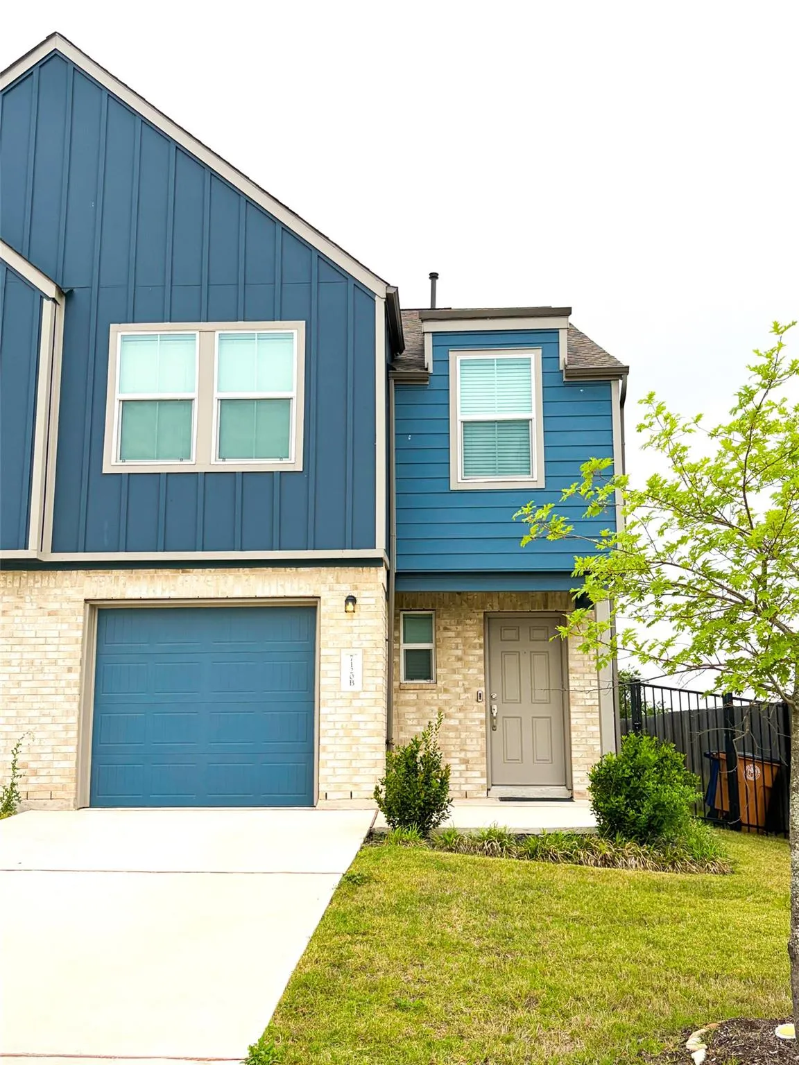 Photo of 7120 SPARKLING LIGHT DR #B, Del Valle, TX, 78617