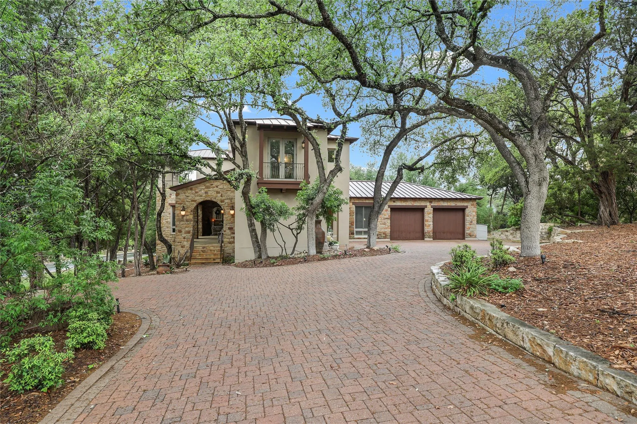 Photo 5 of 17501 NAVIGATION LN