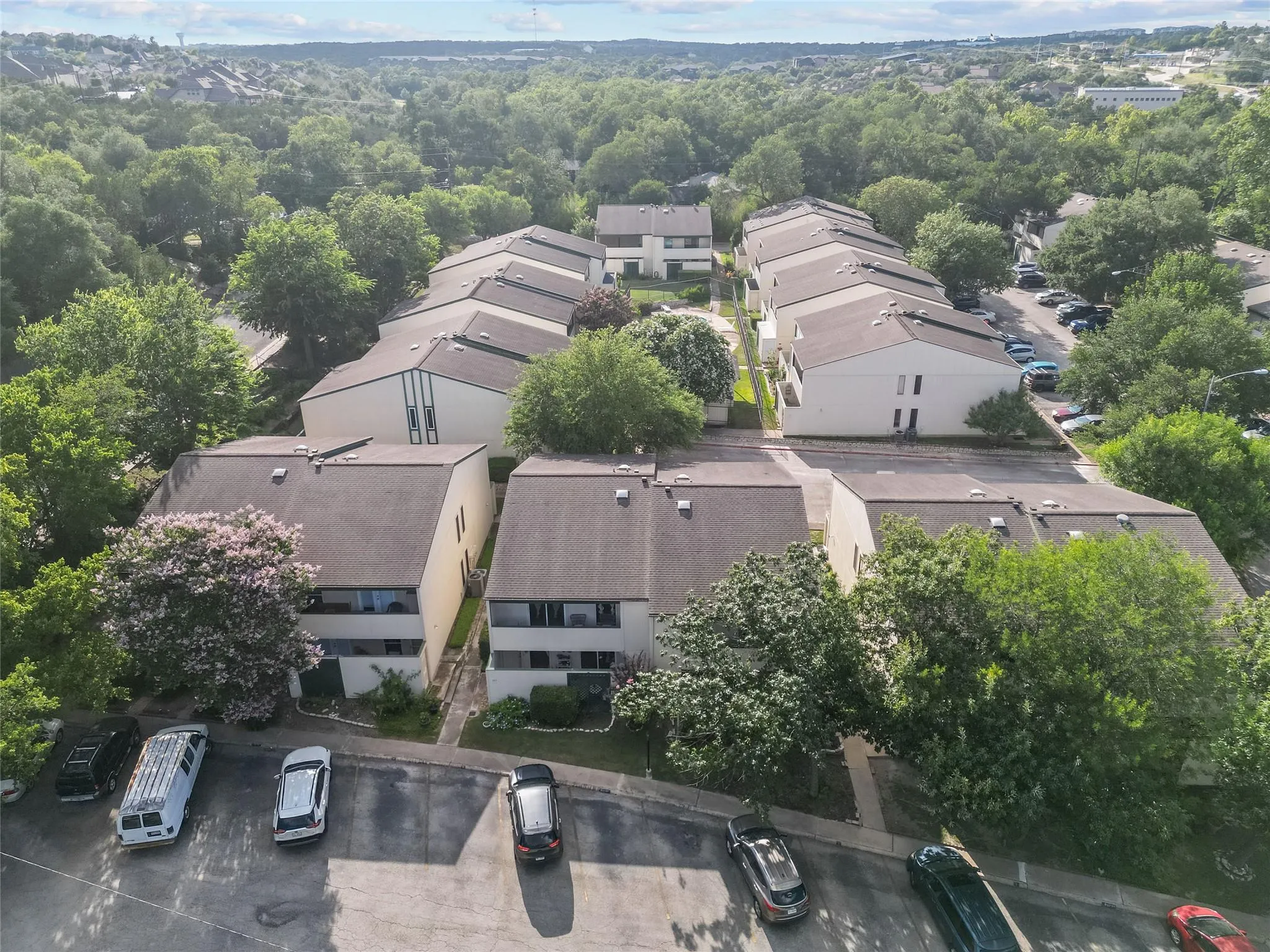 Photo of 6718 SILVERMINE DR #302, Austin, TX, 78736