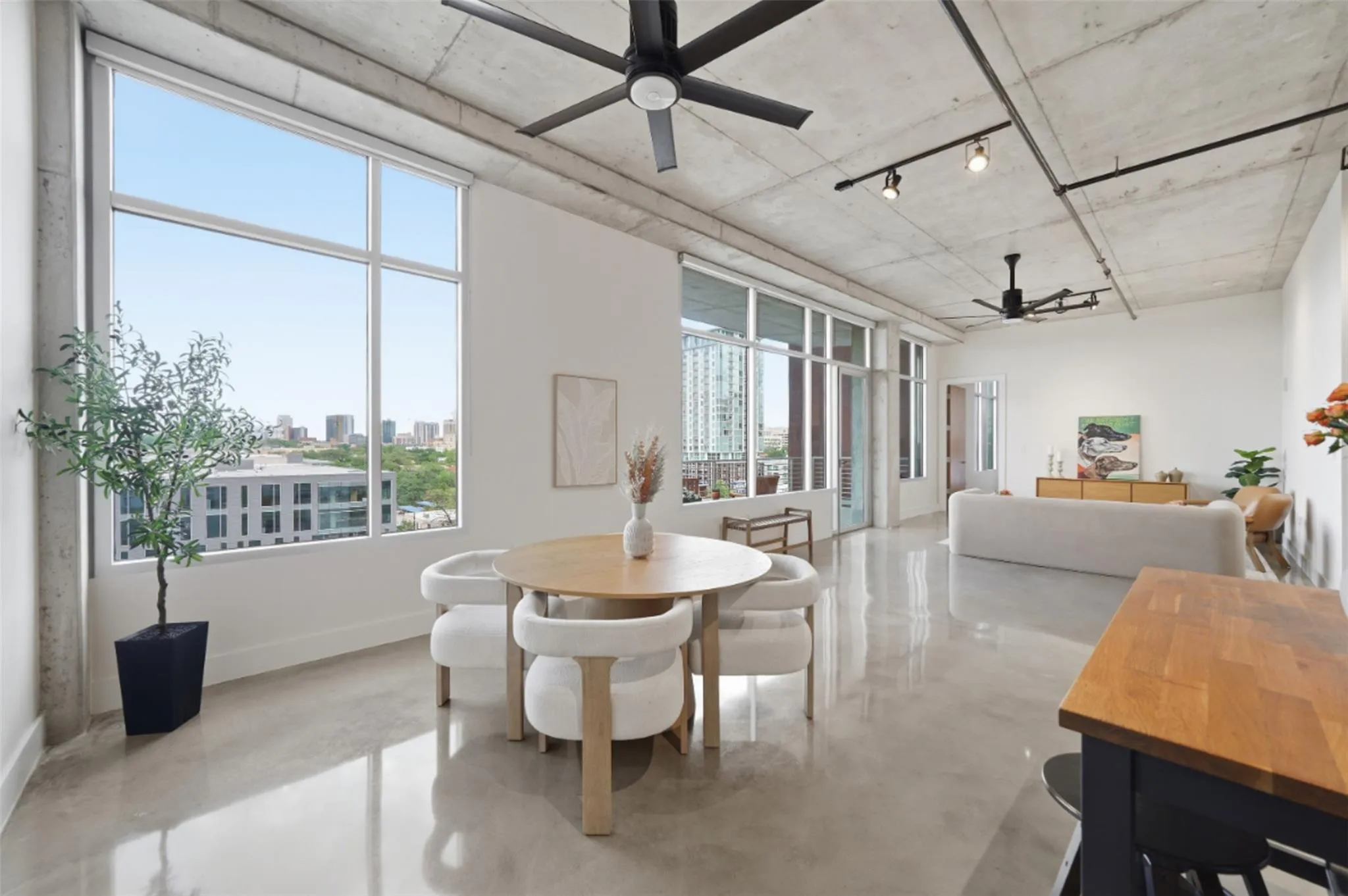 Photo of 800 W 5TH ST #906, Austin, TX, 78703