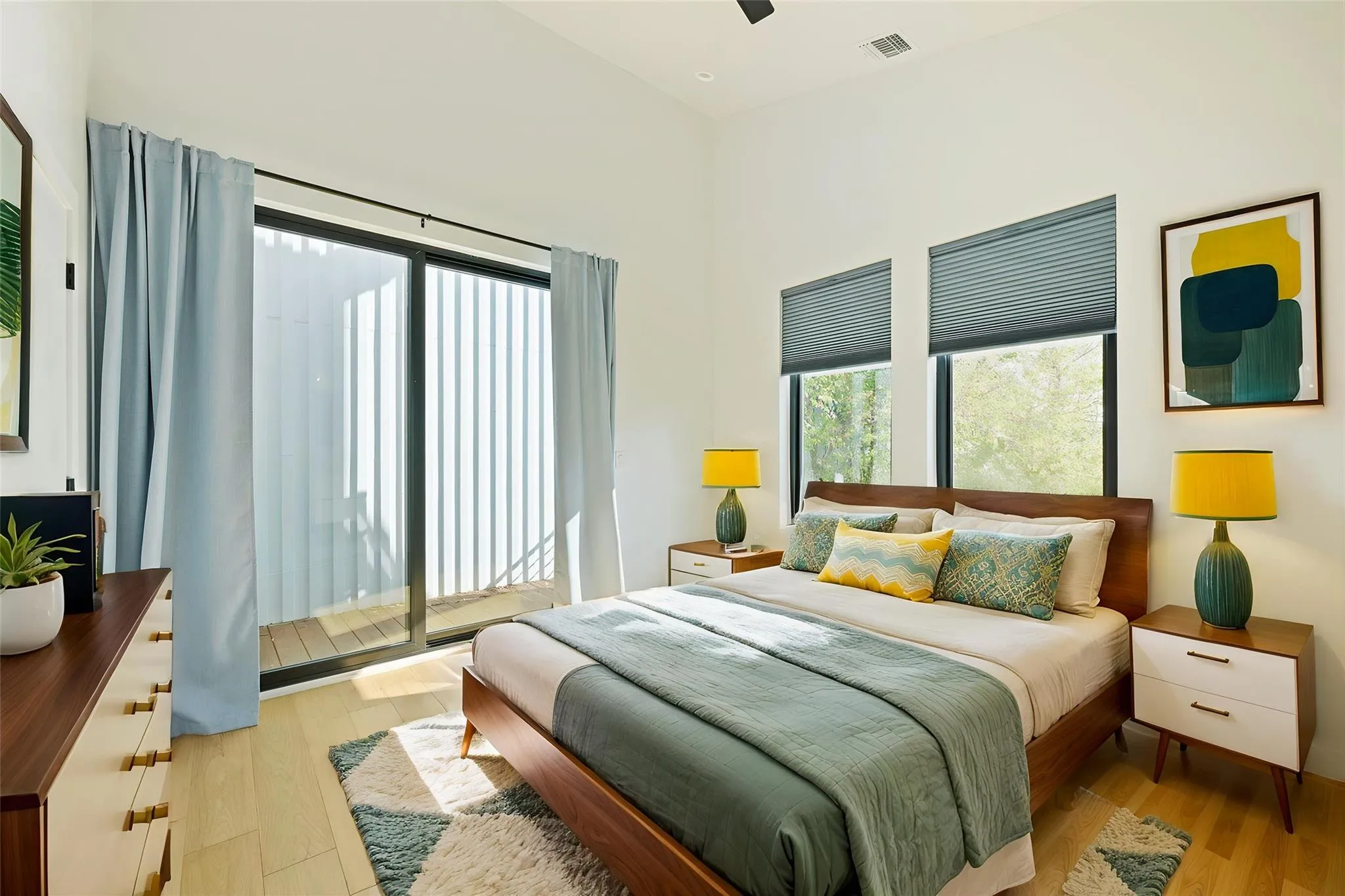 Photo 3 of 1206 LUNA ST #2