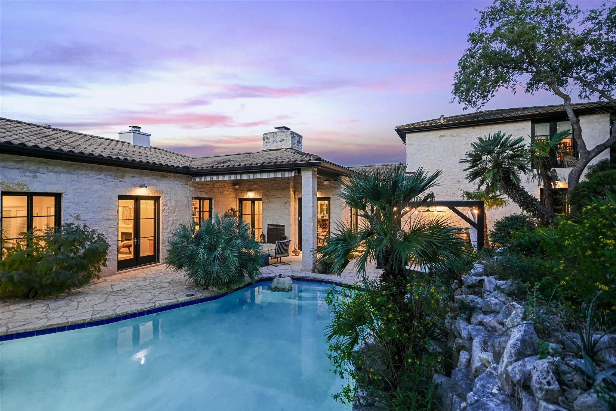 Photo of 698 WINDSONG TRL, West Lake Hills, TX, 78746