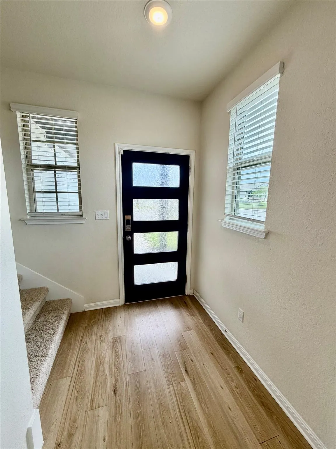 Photo 4 of 305 TOLO DR