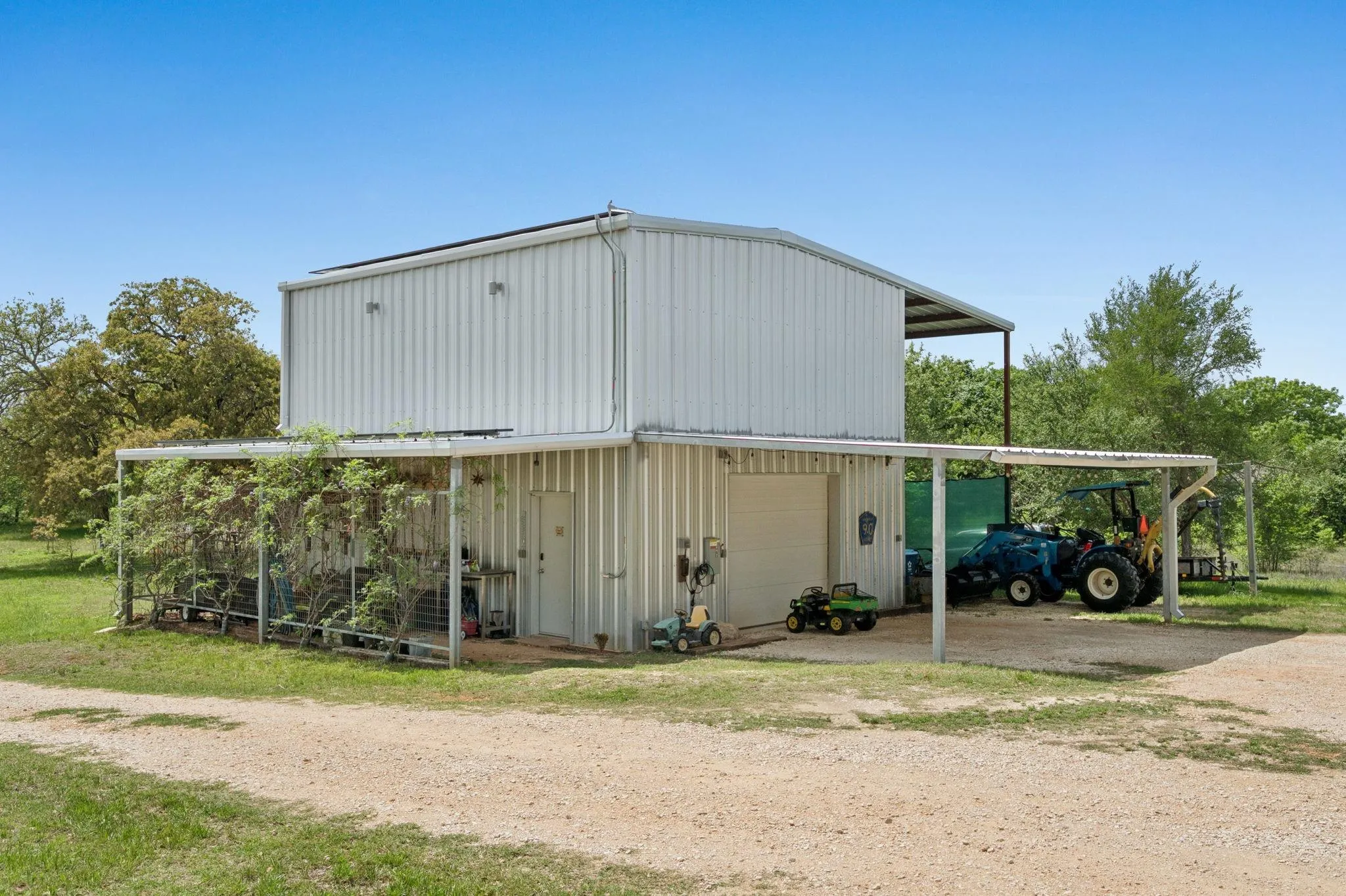 Photo of 534 OLD MCDADE RD, Elgin, TX, 78621