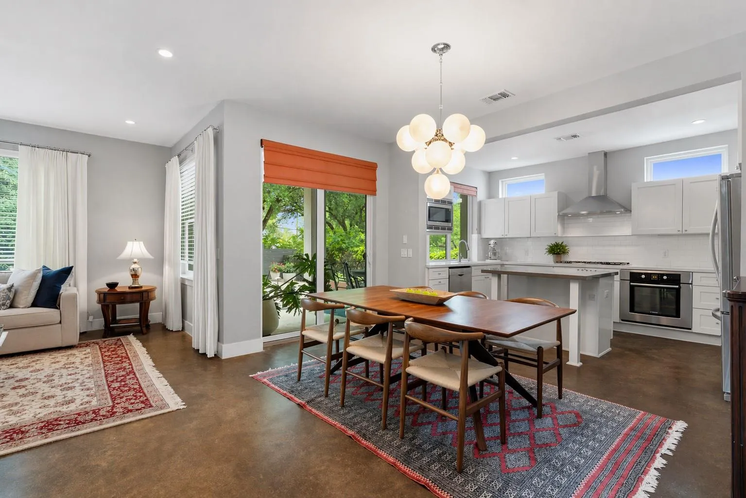 Photo 5 of 1303 AZIE MORTON RD #2