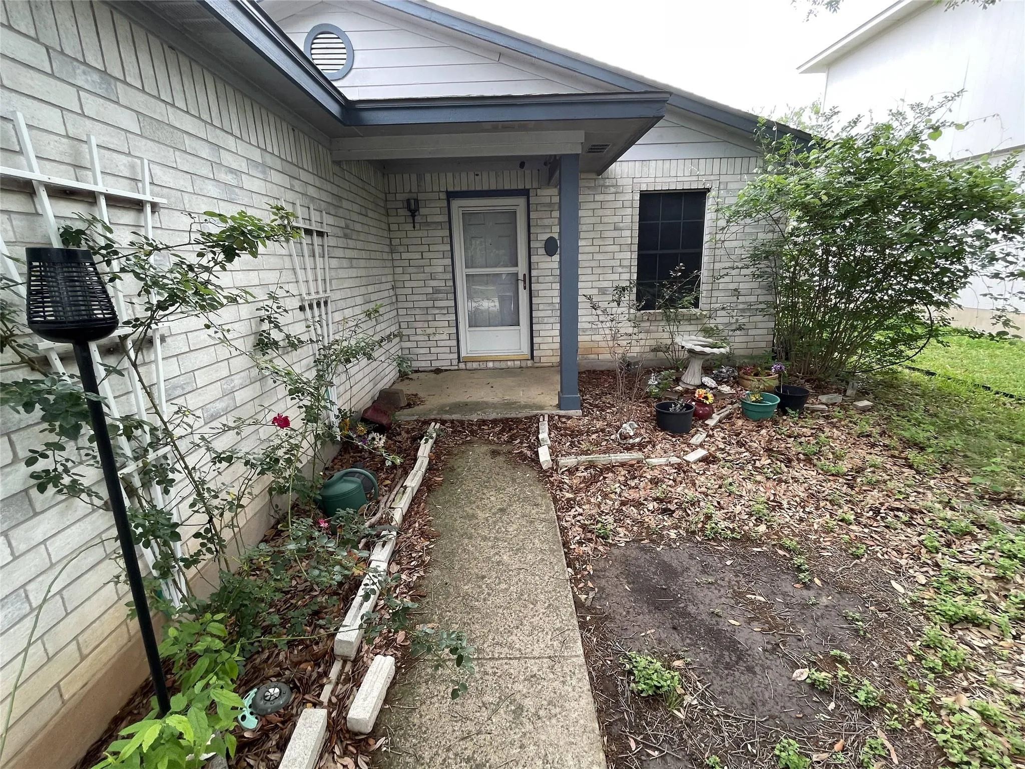 Photo 5 of 110 BRENTWOOD DR