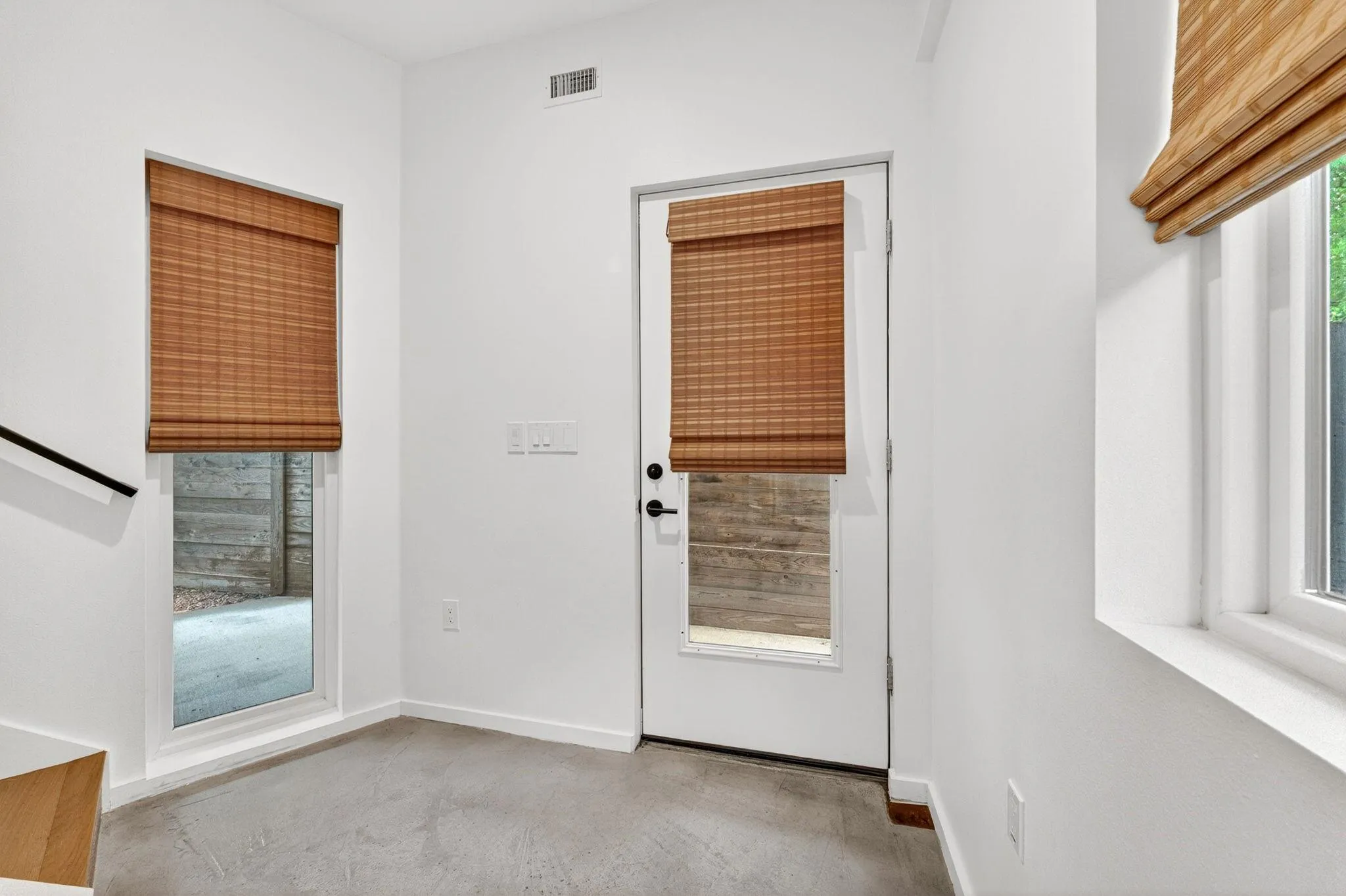 Photo 4 of 5505 DUVAL ST #B
