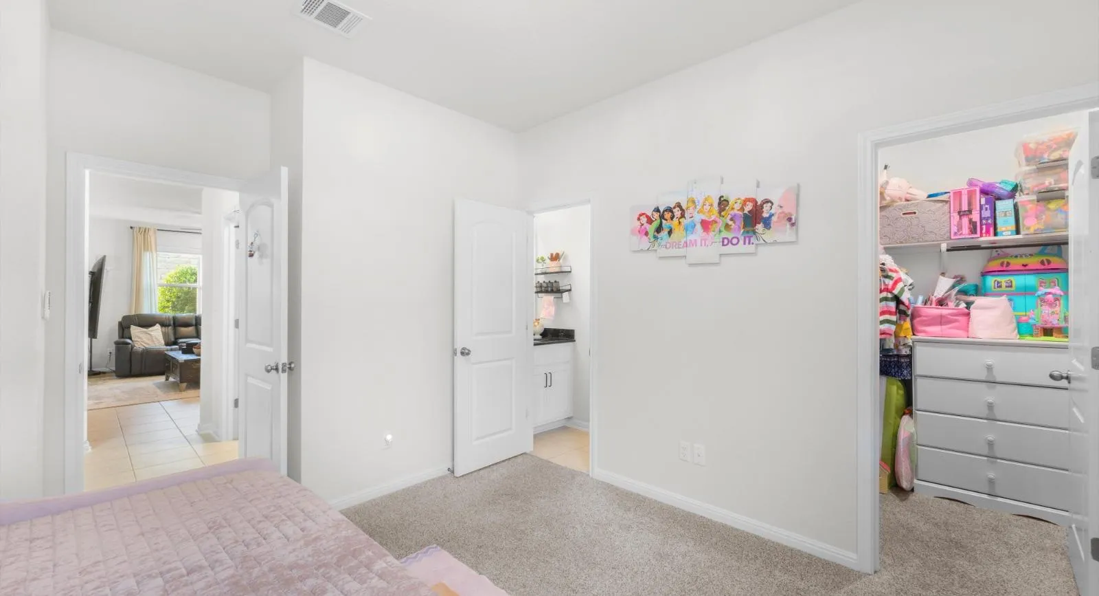 Photo 2 of 1424 CASTALO LN