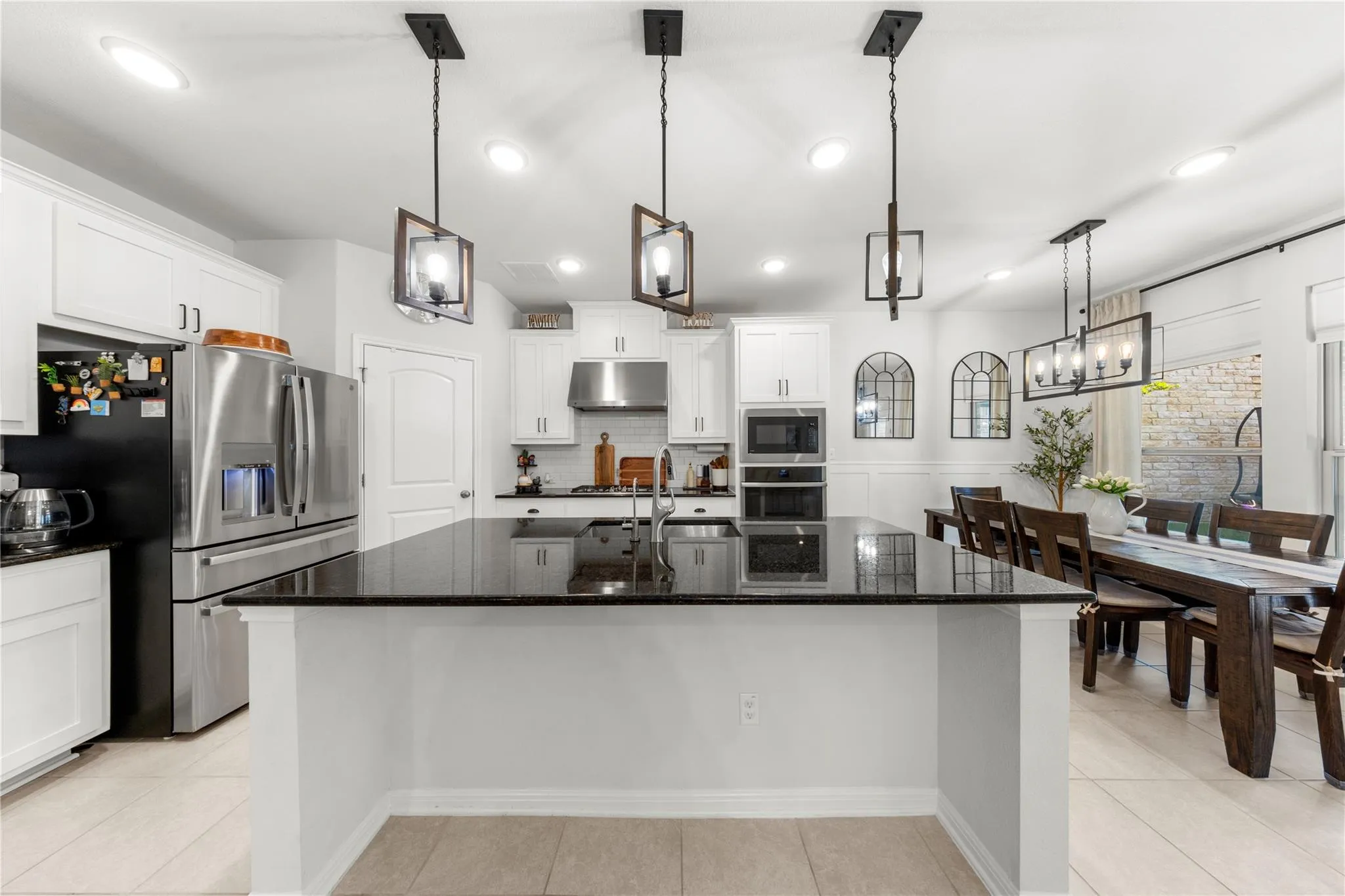 Photo 4 of 1424 CASTALO LN