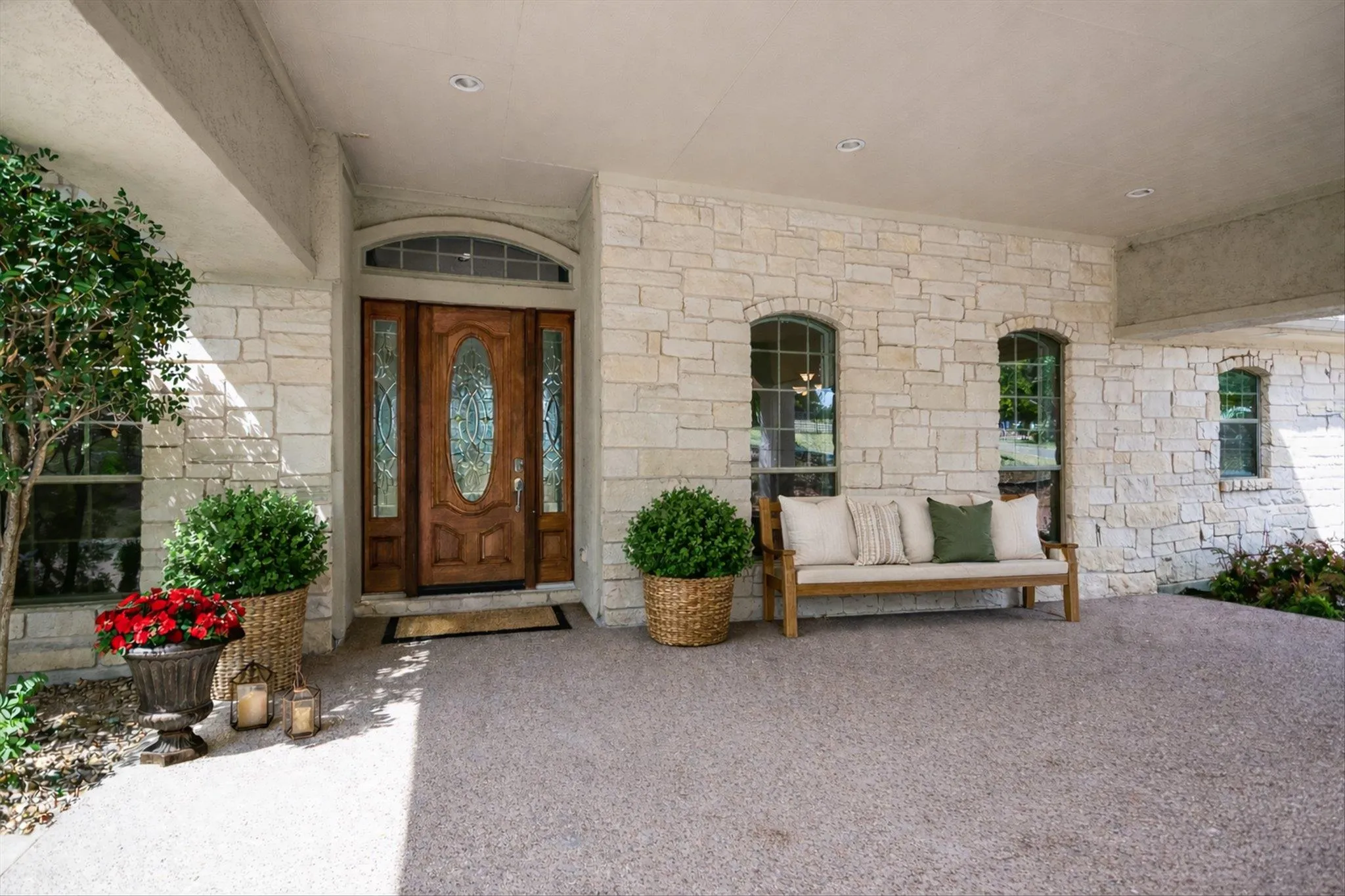 Photo of 19620 SINGLE PEAK CV, Spicewood, TX, 78669